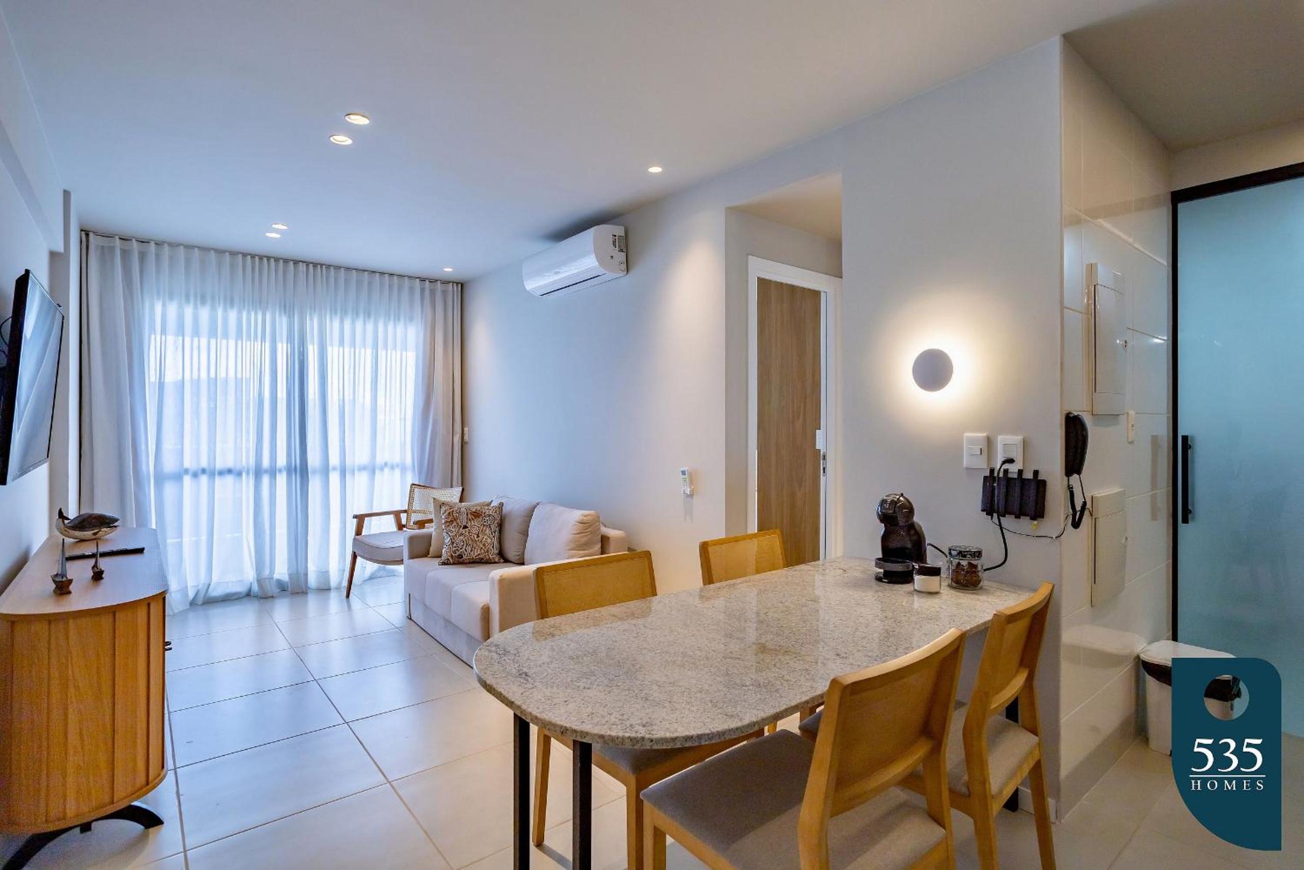 Apartamento no Condomínio Barra 535