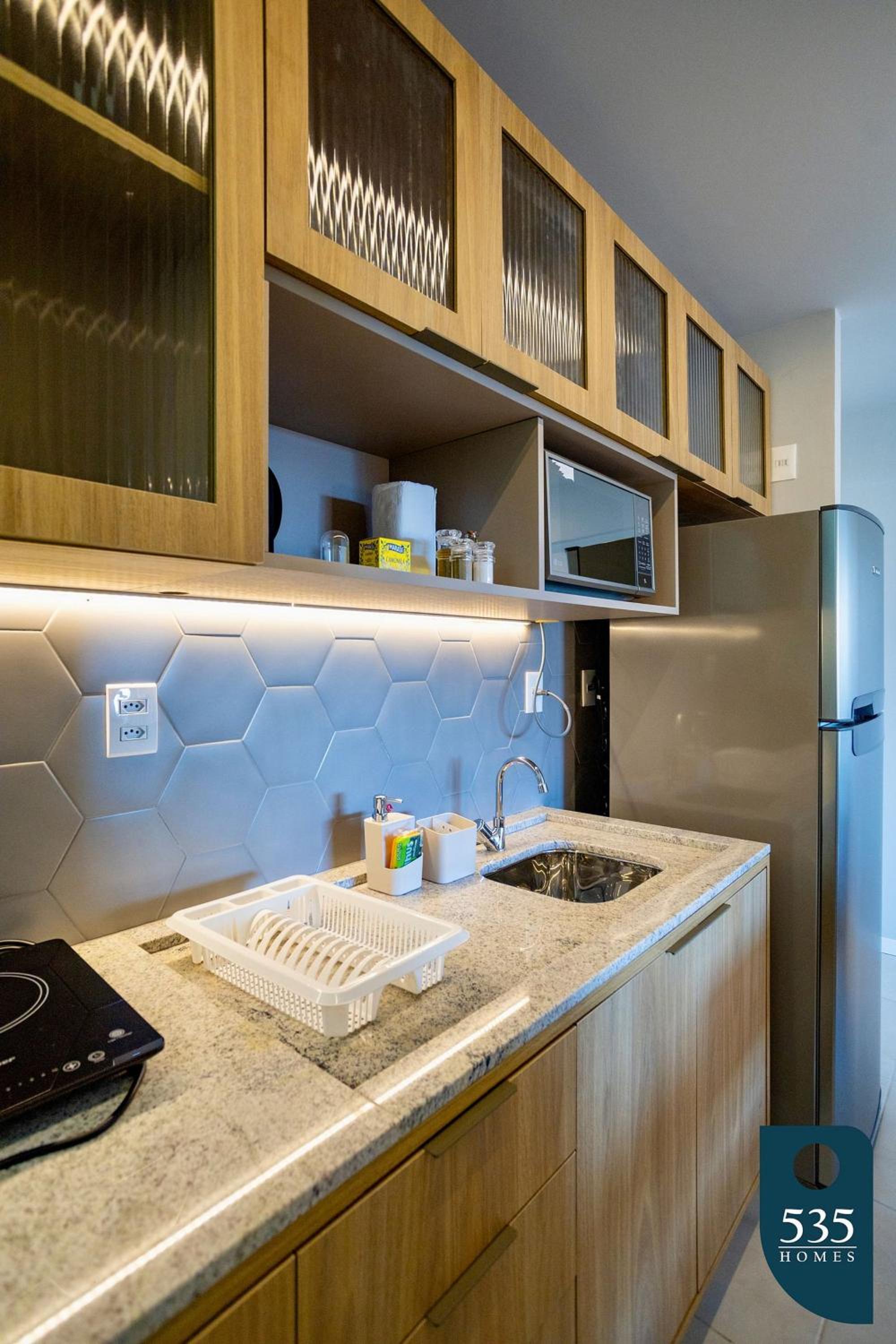 Apartamento no Condomínio Barra 535