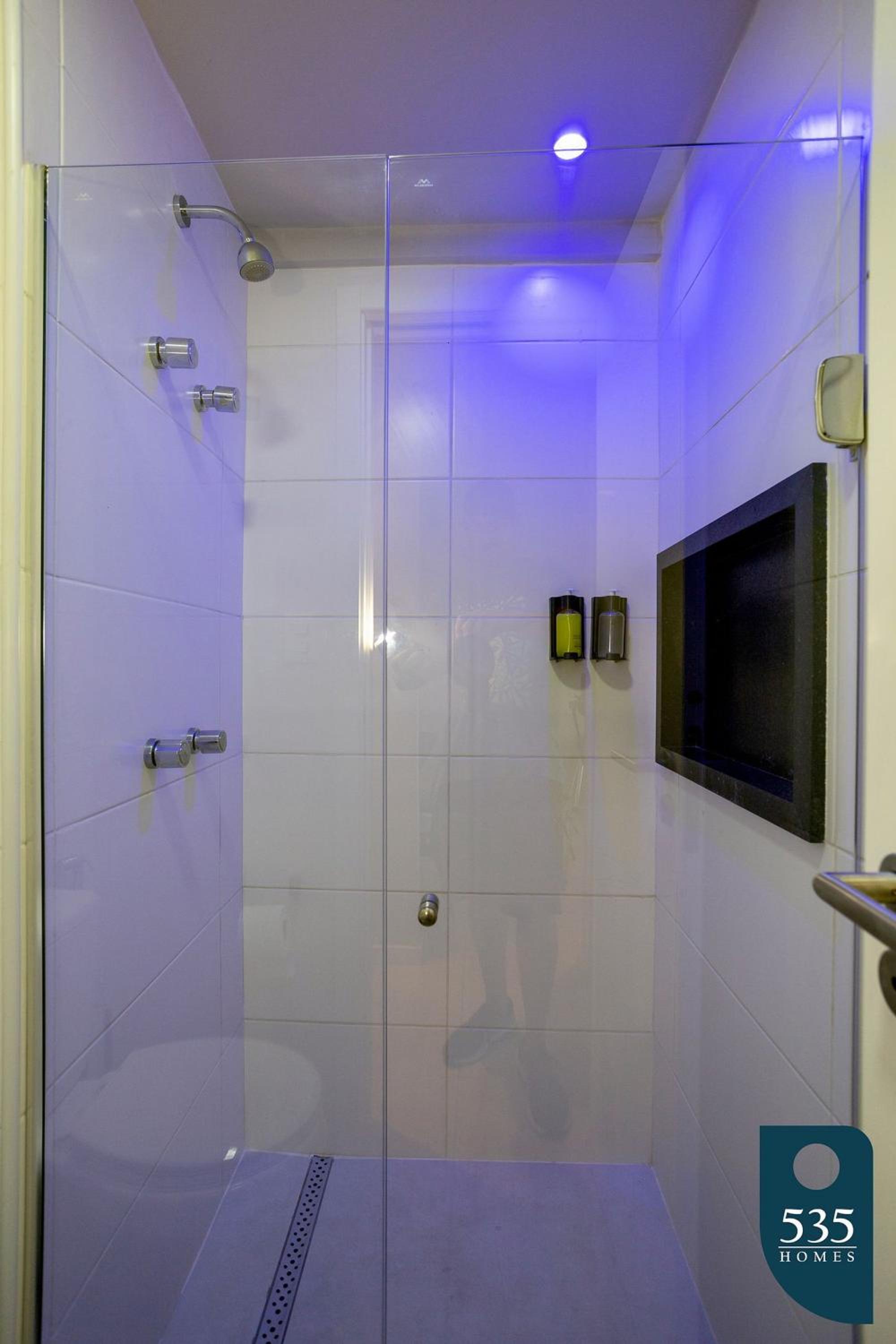 Apartamento no Condomínio Barra 535
