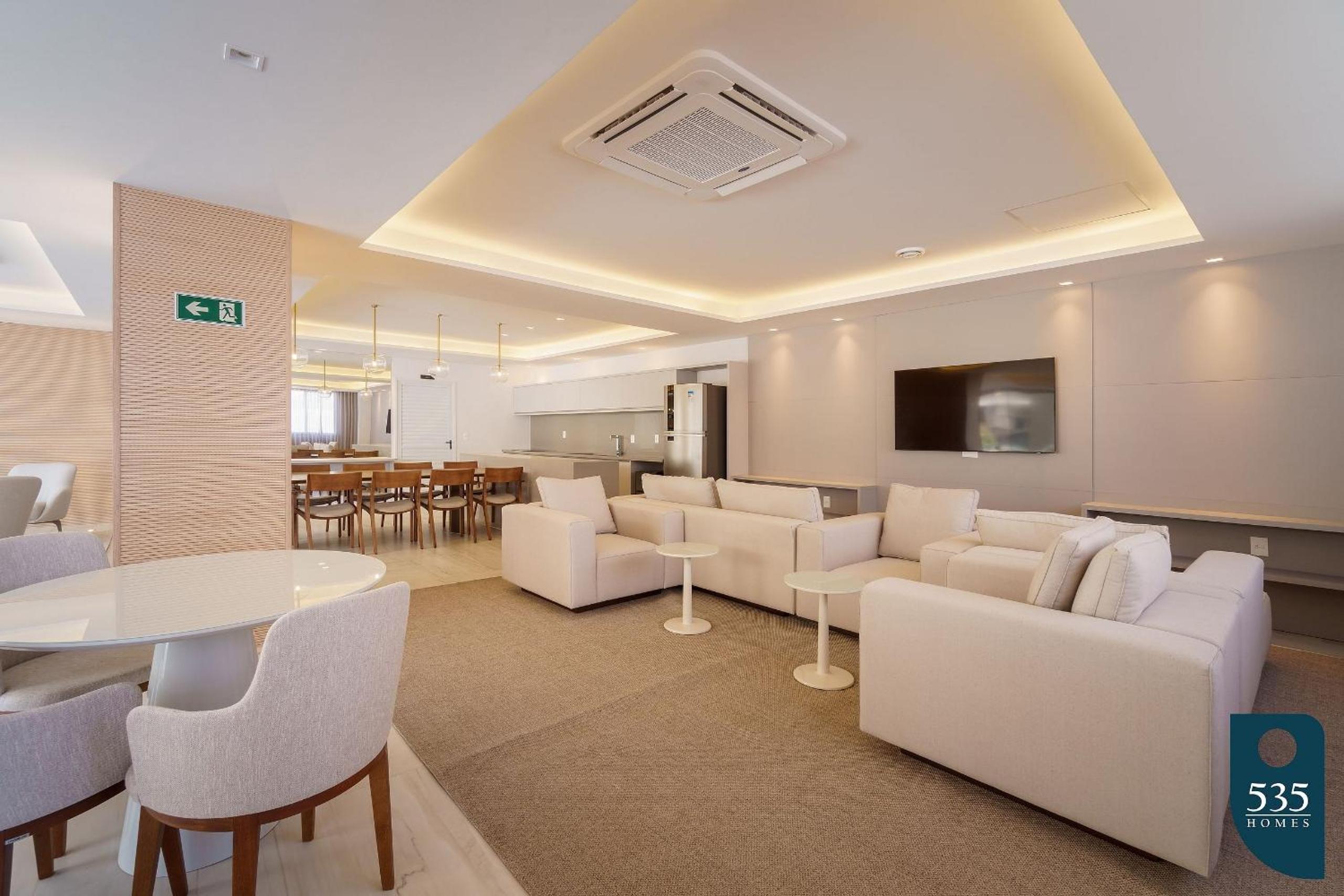 Apartamento no Condomínio Barra 535