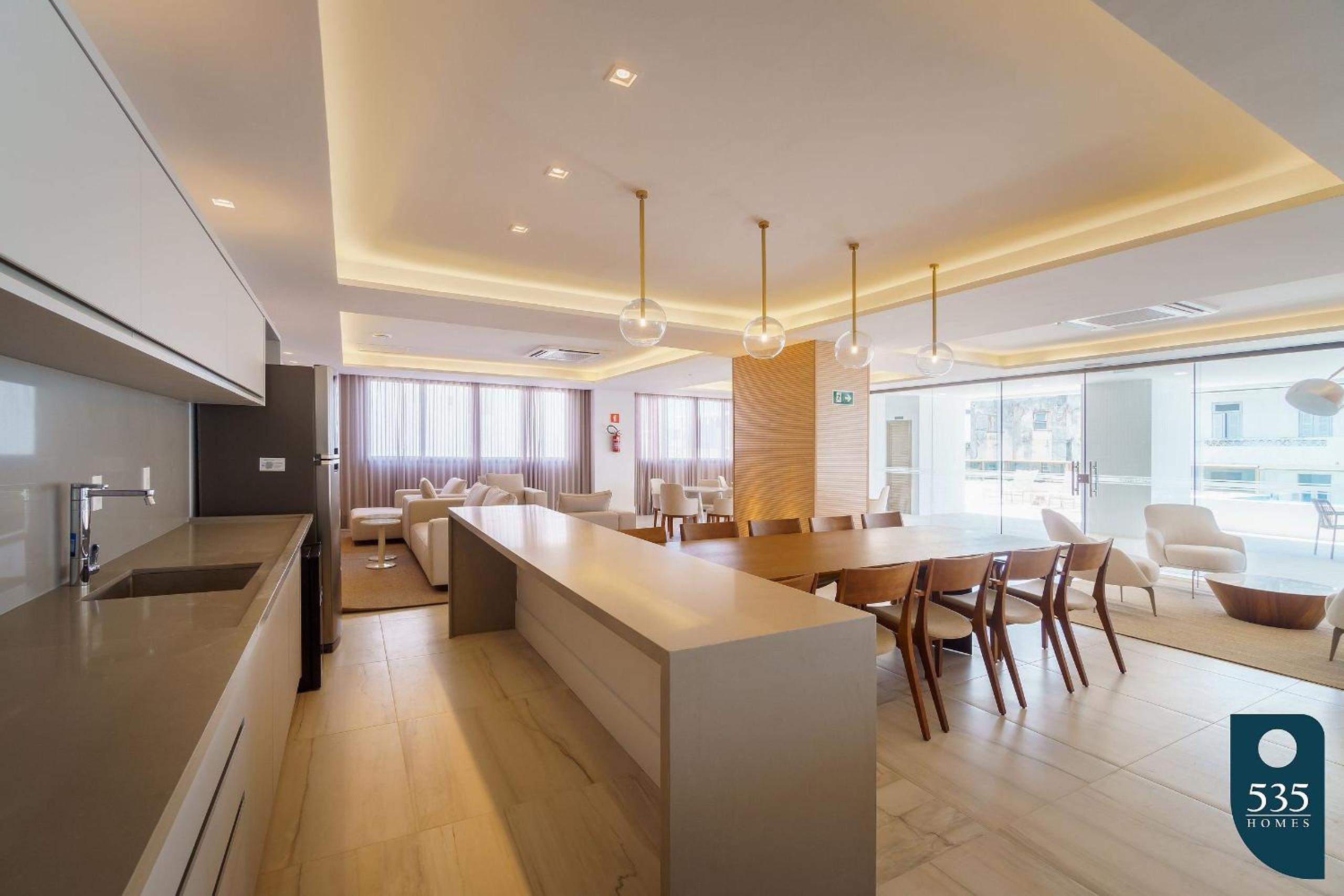 Apartamento no Condomínio Barra 535