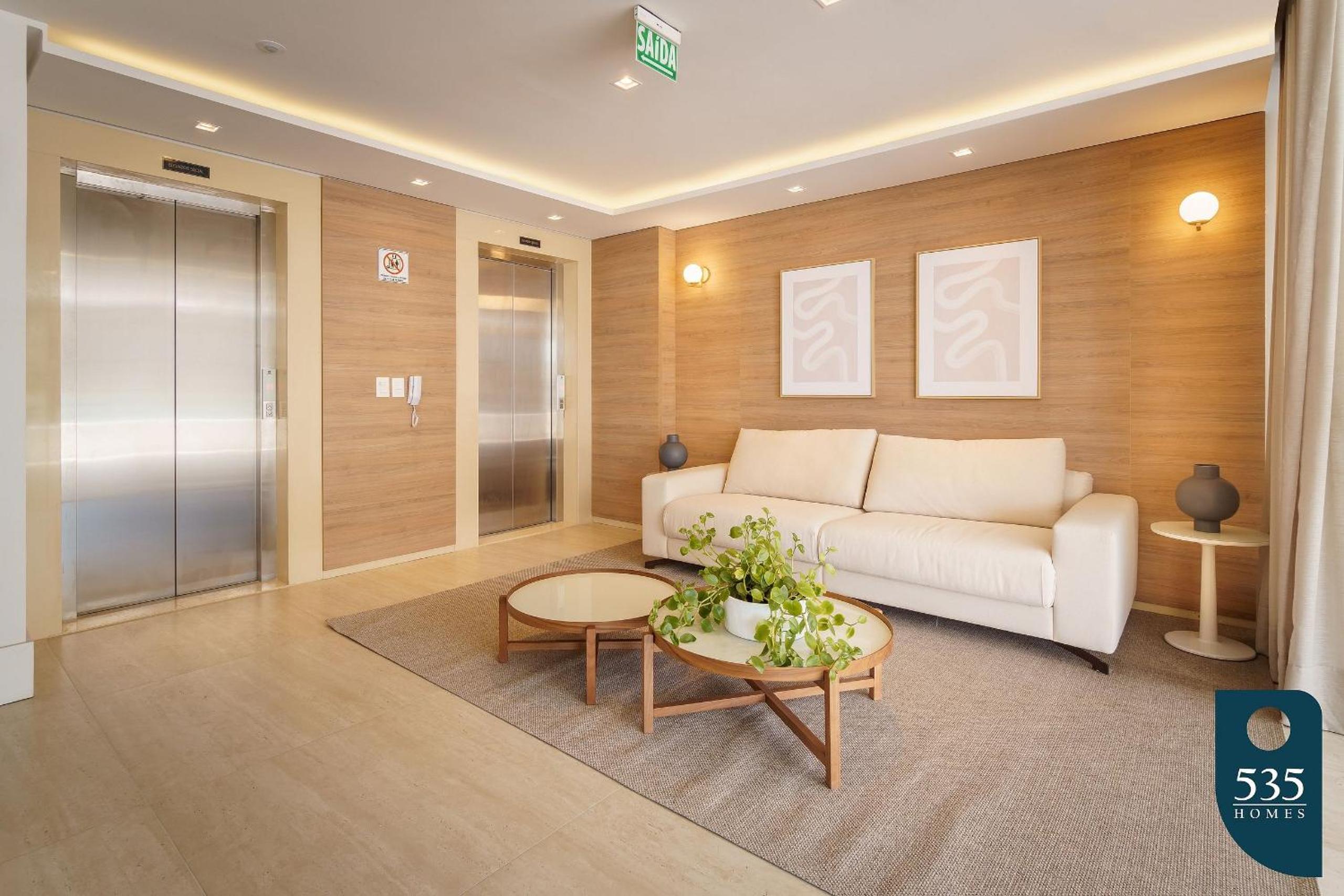 Apartamento no Condomínio Barra 535