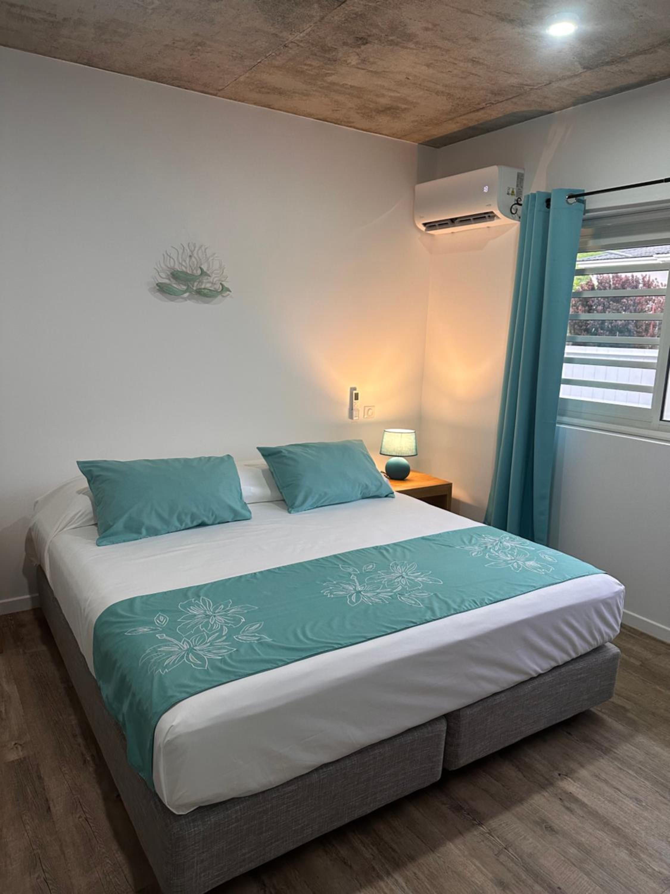 Pension Irivai appartement "Uparu" 1 chambre bord de mer view 3