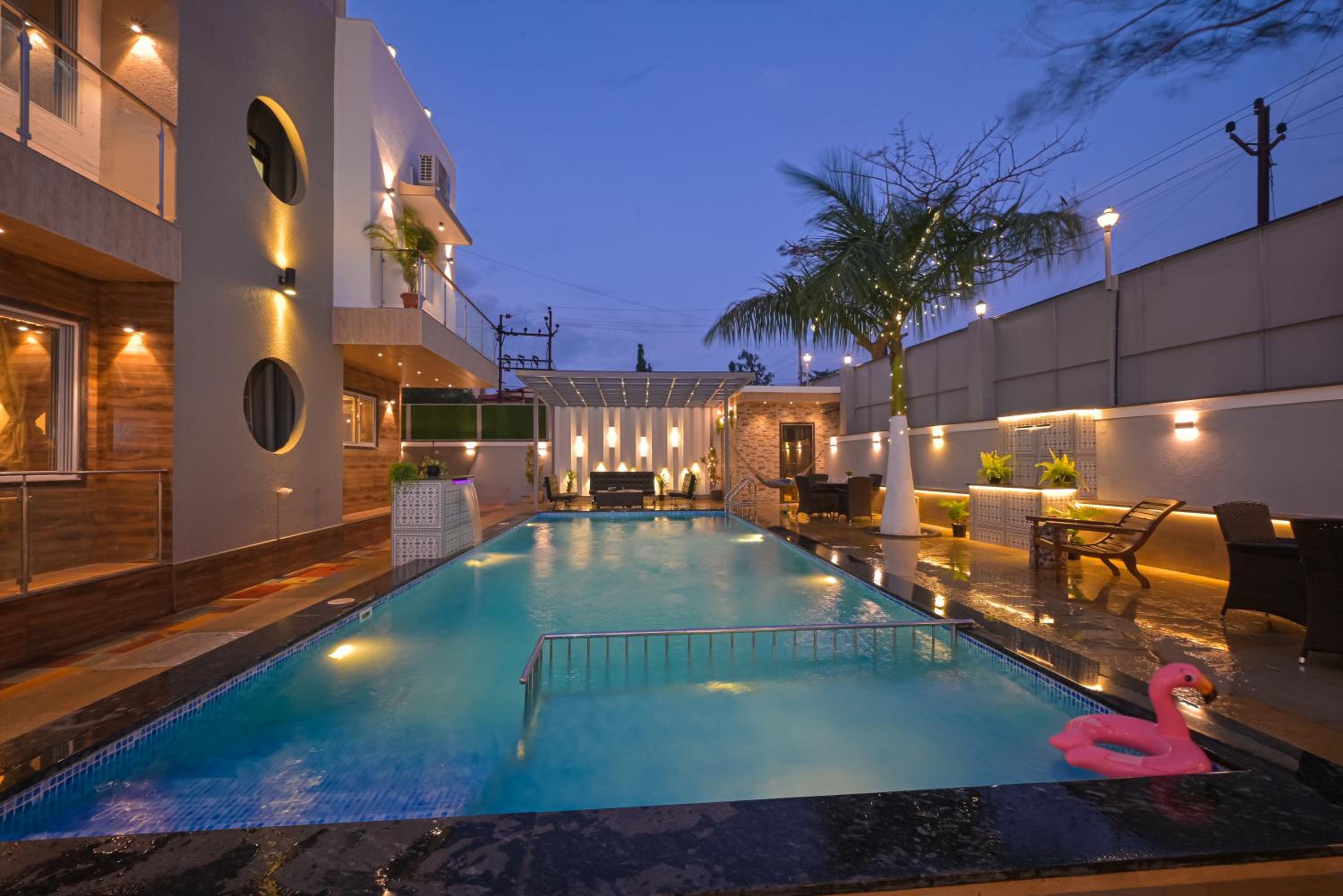 Azure Retreat Villa By Tropicana Stays