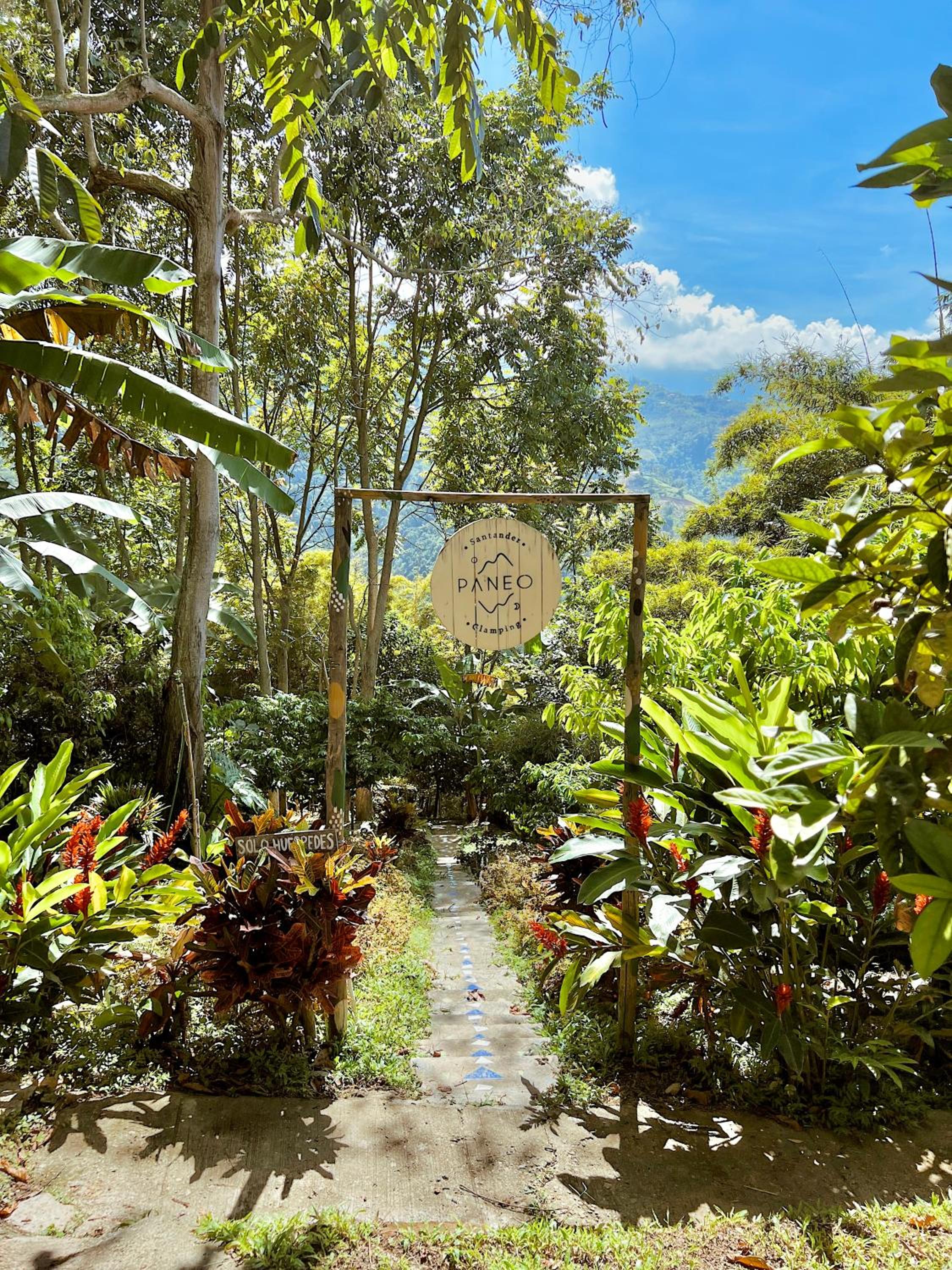 Paneo Glamping
