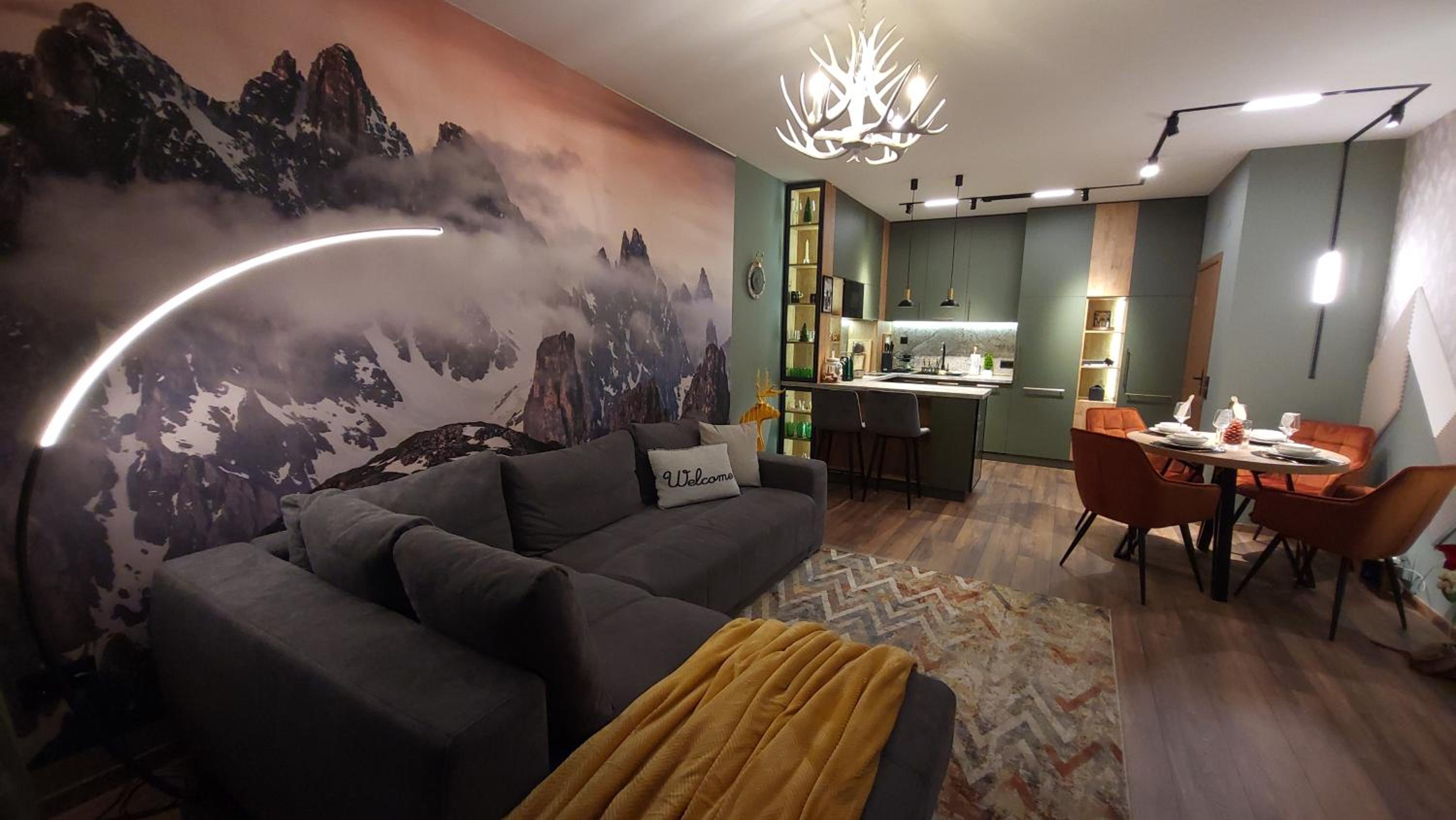 Pinewood ANG premium luxurious apartment 15
