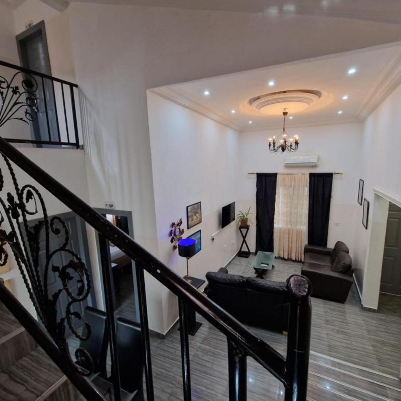 Perriman Hotel