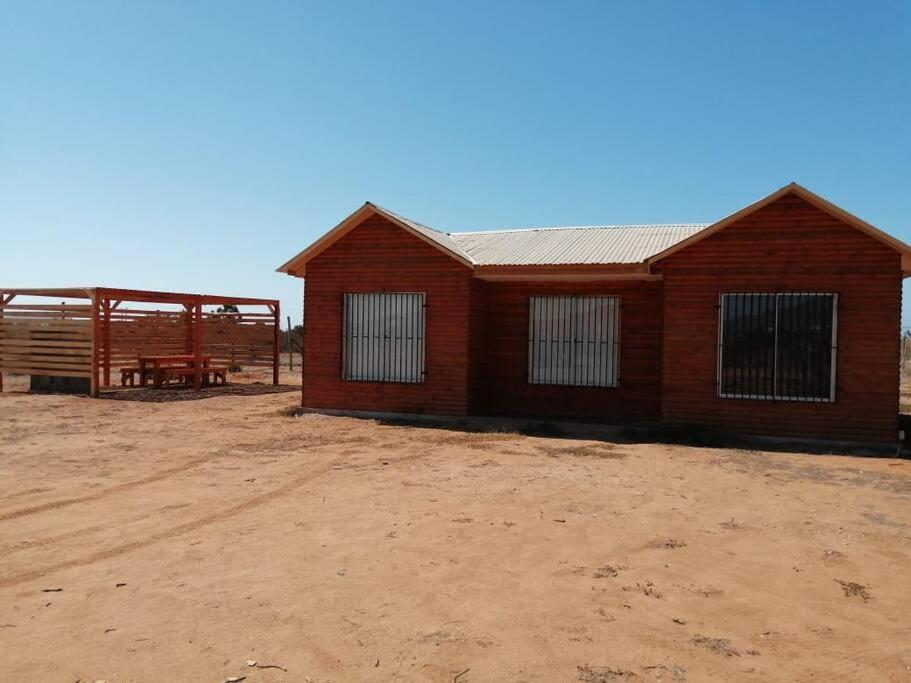 Cómoda y acogedora cabaña cerca al Mar
