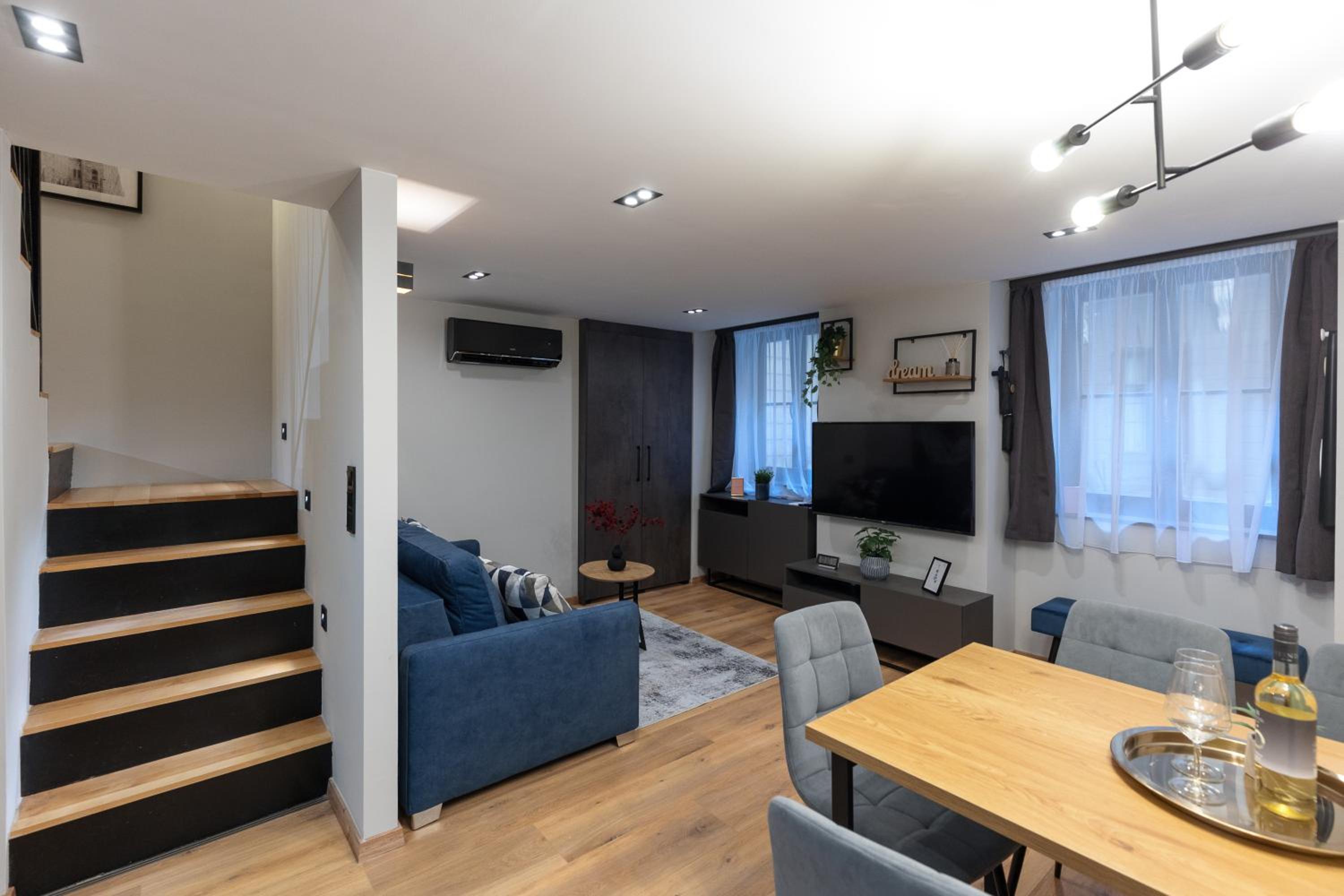 Central Luxe Residence