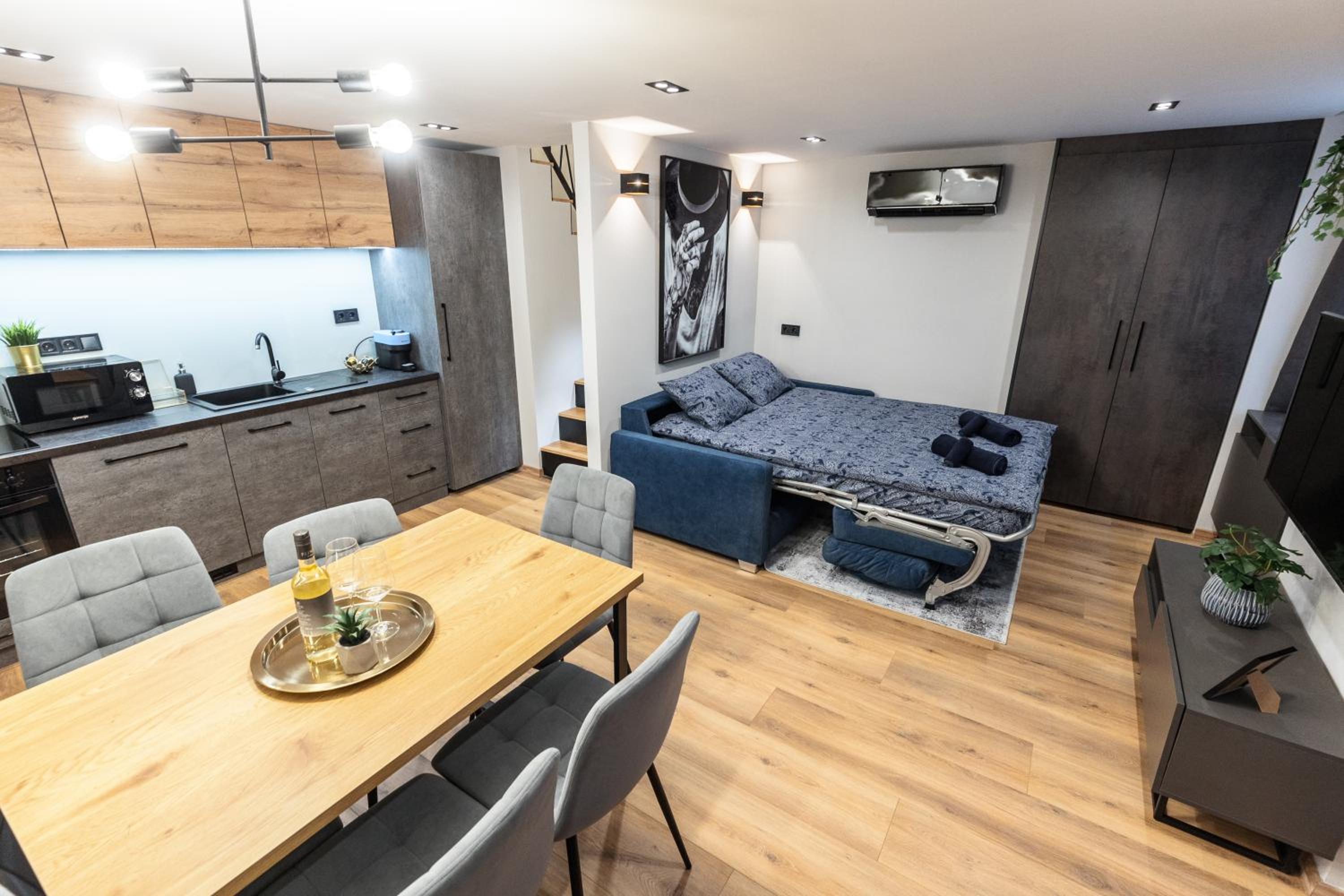 Central Luxe Residence
