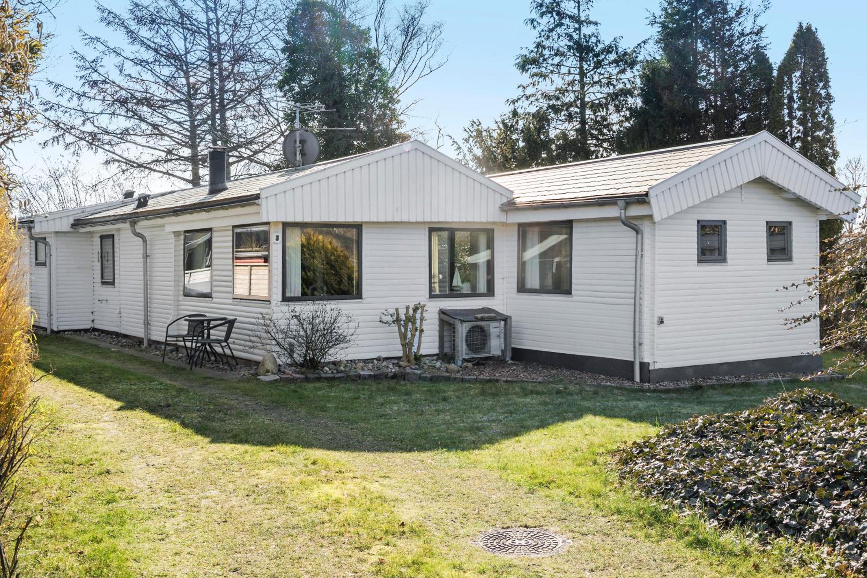 Traditionelles Ferienhaus direkt am Ostseestrand