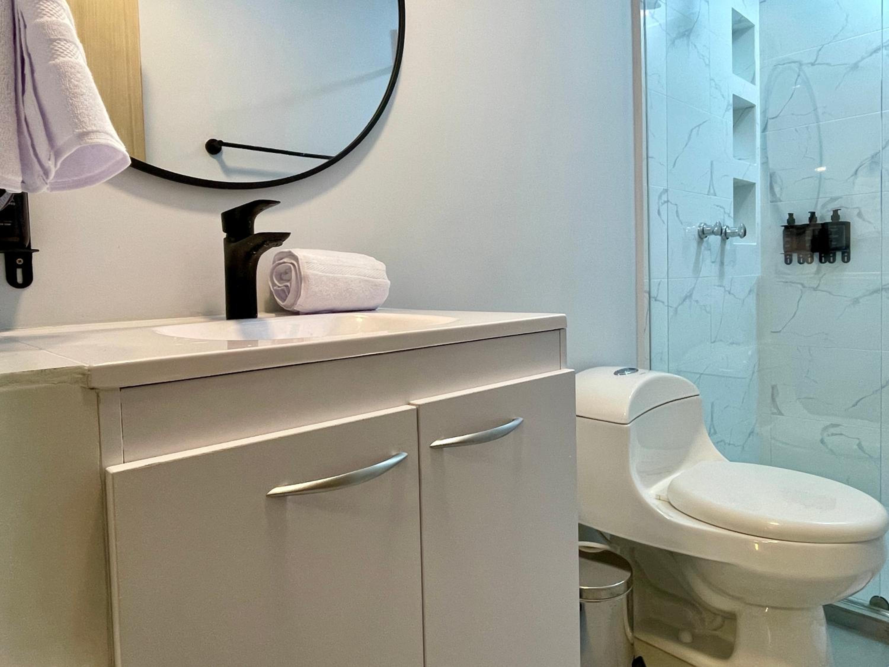 Apartments with Jacuzzi in El Poblado by Wynwood House