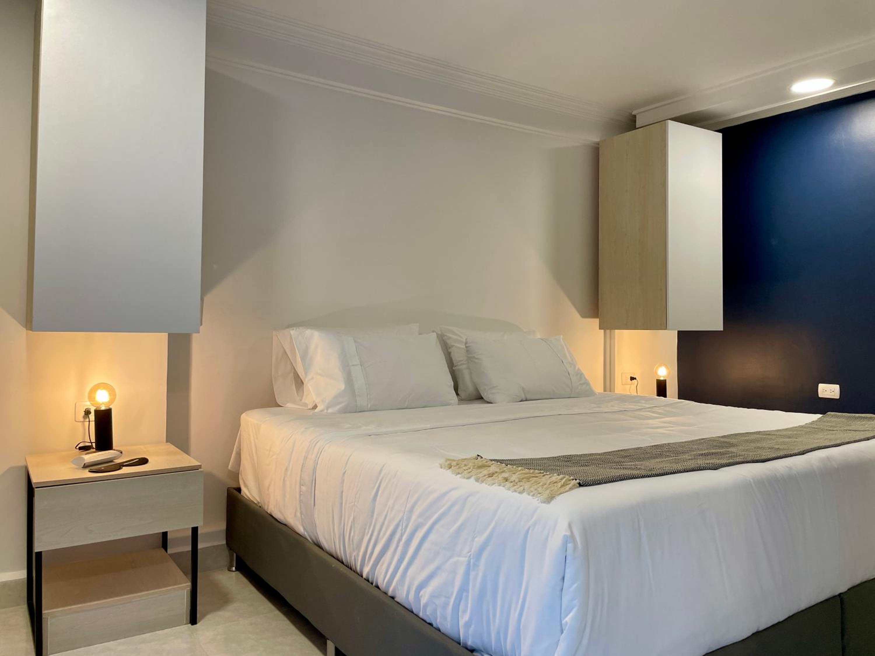 Apartments with Jacuzzi in El Poblado by Wynwood House