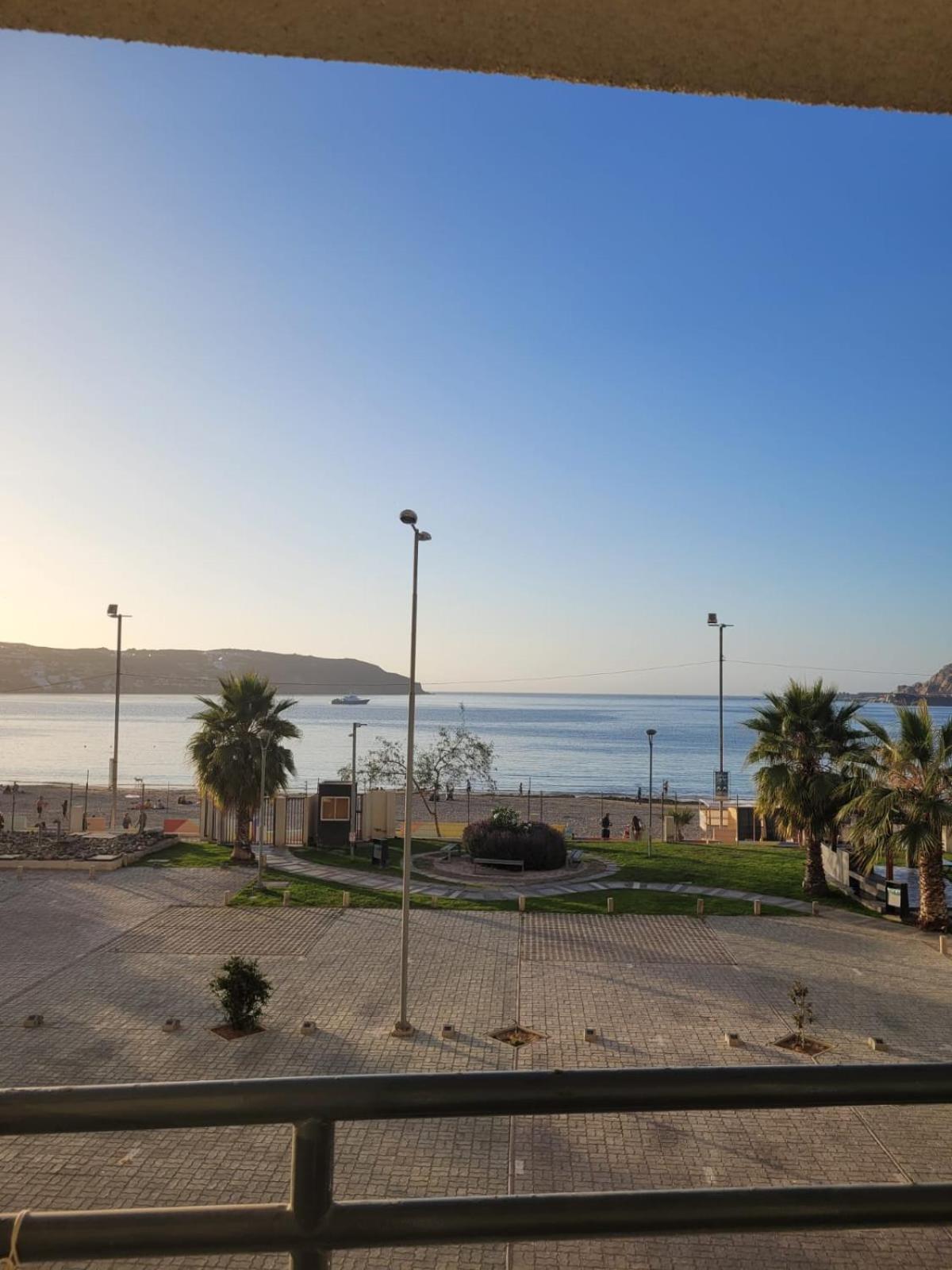 Departamento la herradura frente al mar
