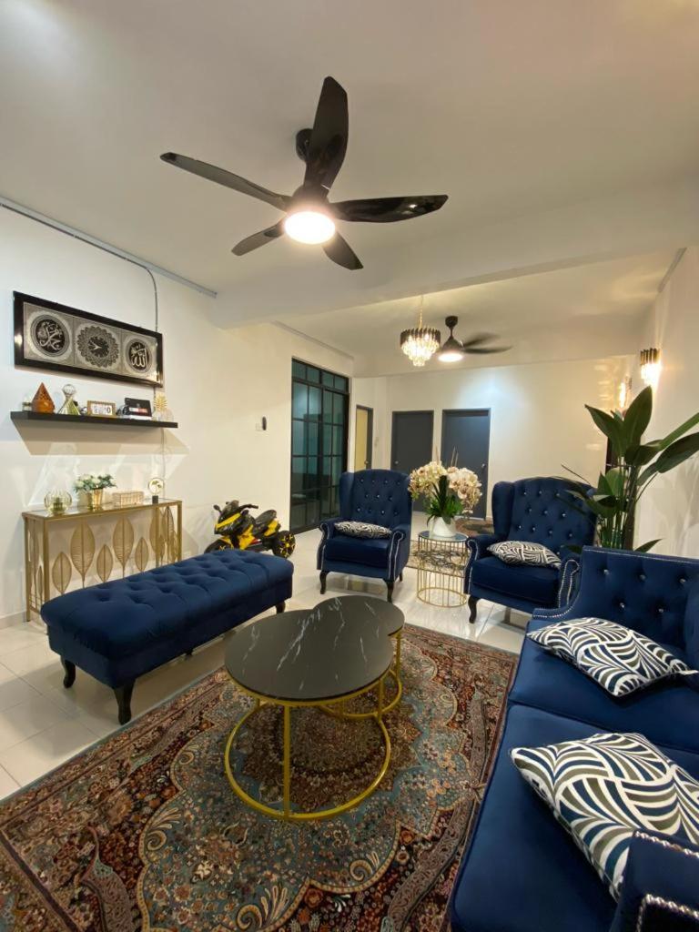 IDAMAN HOMESTAY