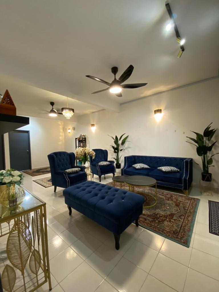 IDAMAN HOMESTAY