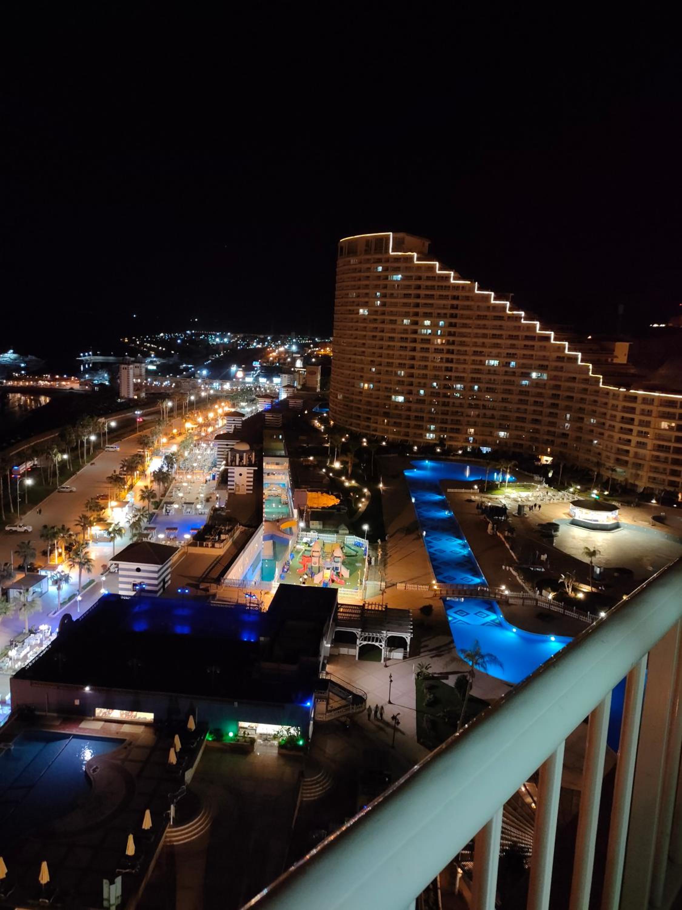 porto sokhna pyramids apartment families only