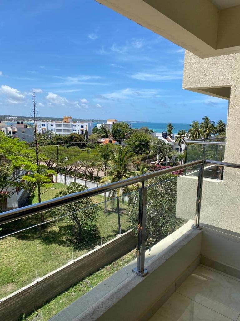 2 BEDROOM BEACH APARTMENT IN NYALI