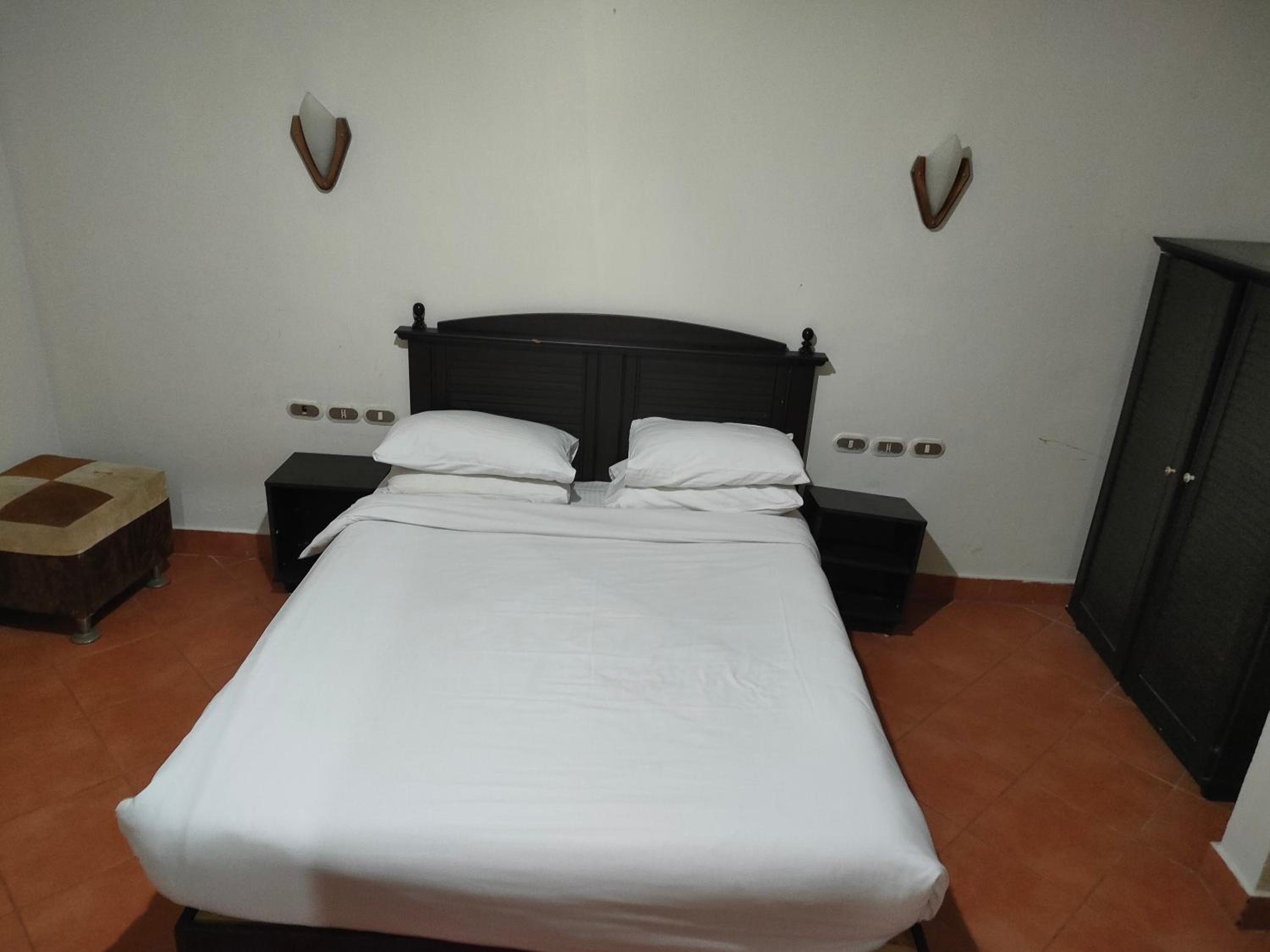 porto sokhna pyramids apartment families only