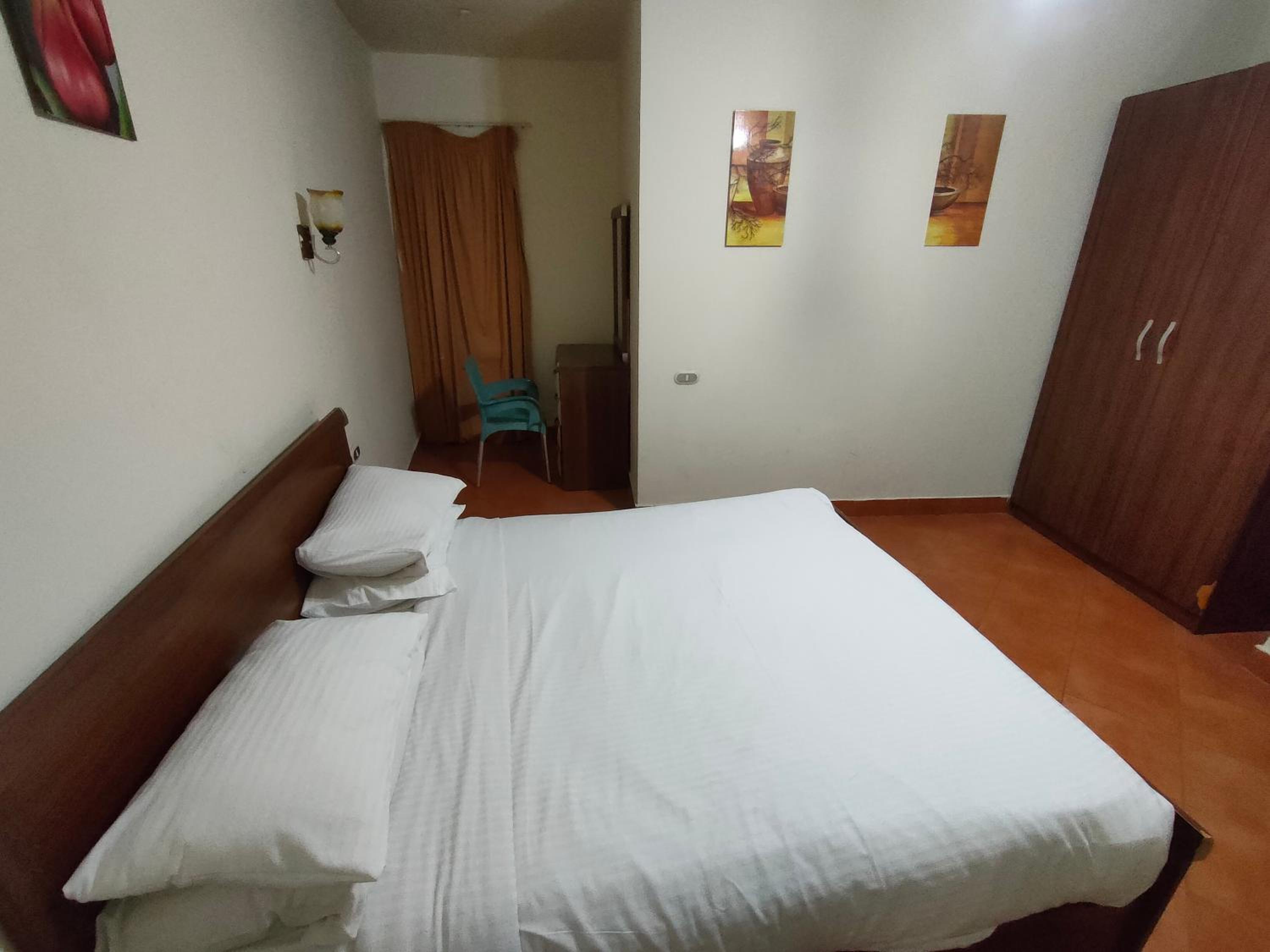 porto sokhna pyramids apartment families only