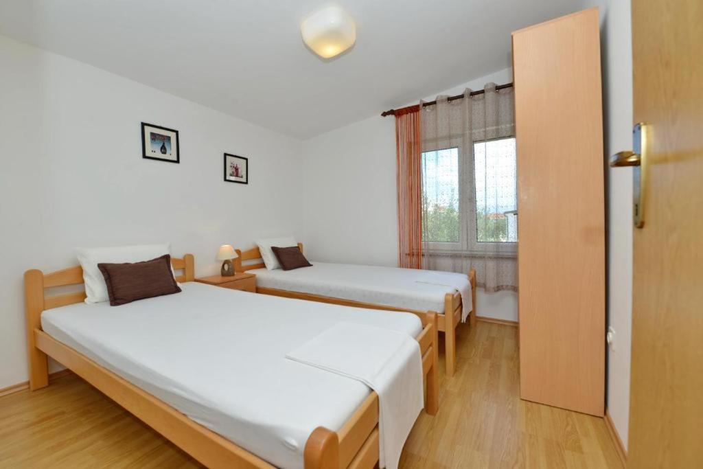 Apartment Tomi