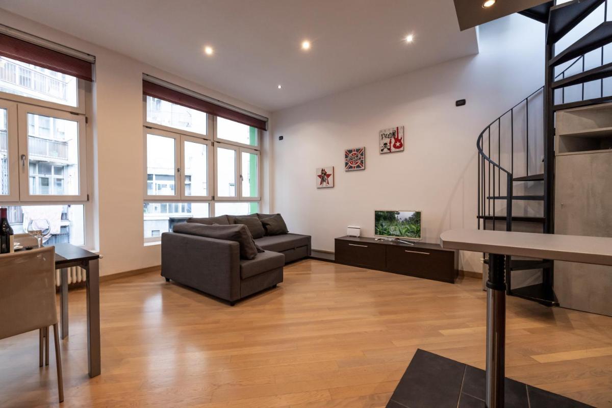 Loft with Terrace en Turin — hotel room