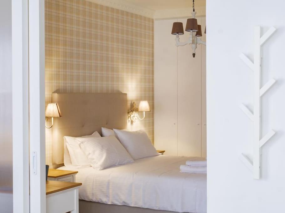 Filigran I - Stylish Apartment with Free parking view 4