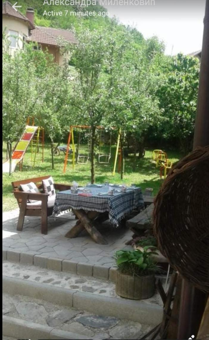 Photo 19