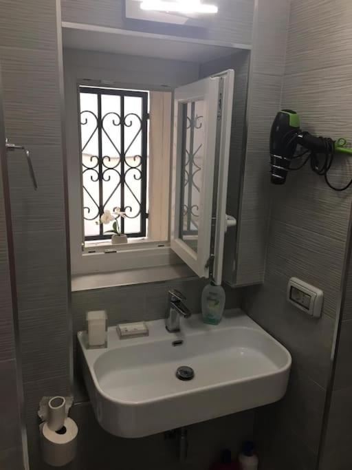 Beautiful apartment next to Piazza Di Spagna