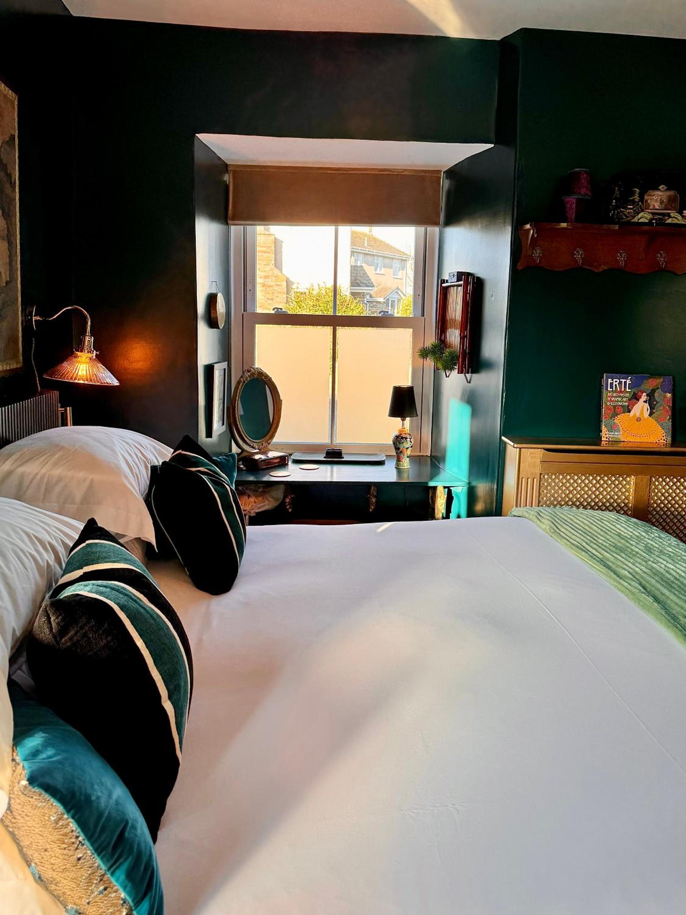 Brightham House - Exclusively for Adults