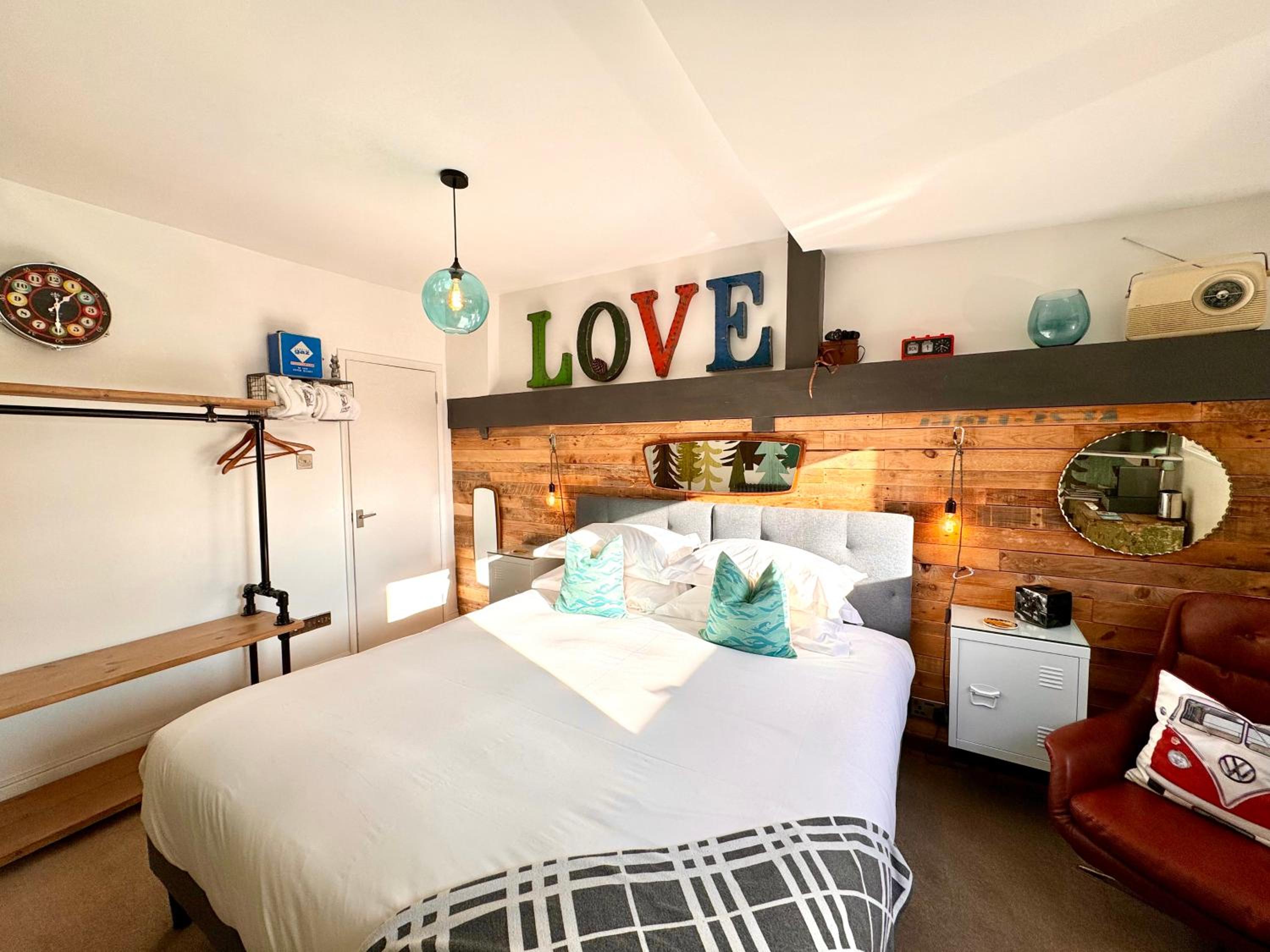 Brightham House - Exclusively for Adults
