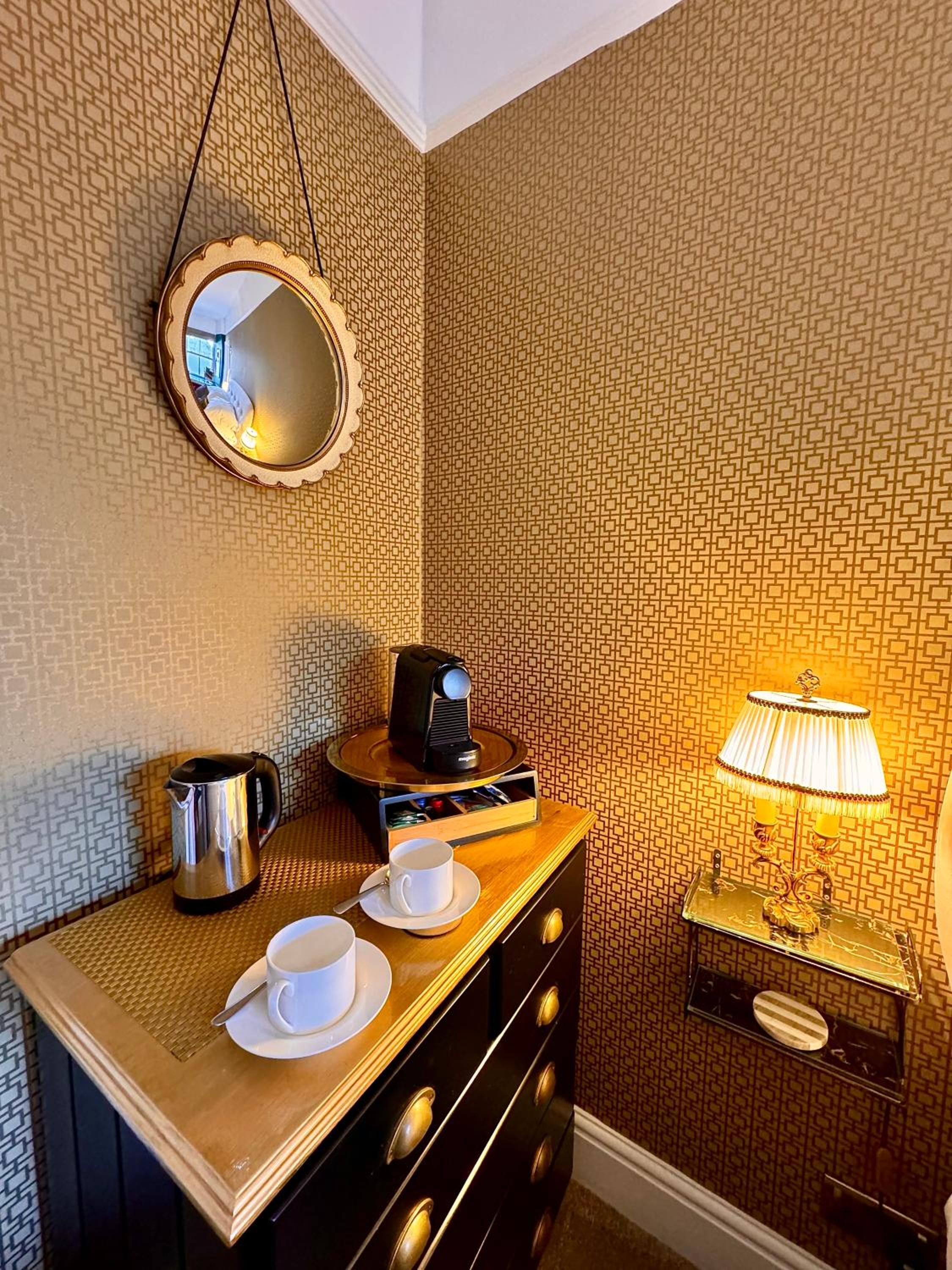 Brightham House - Exclusively for Adults