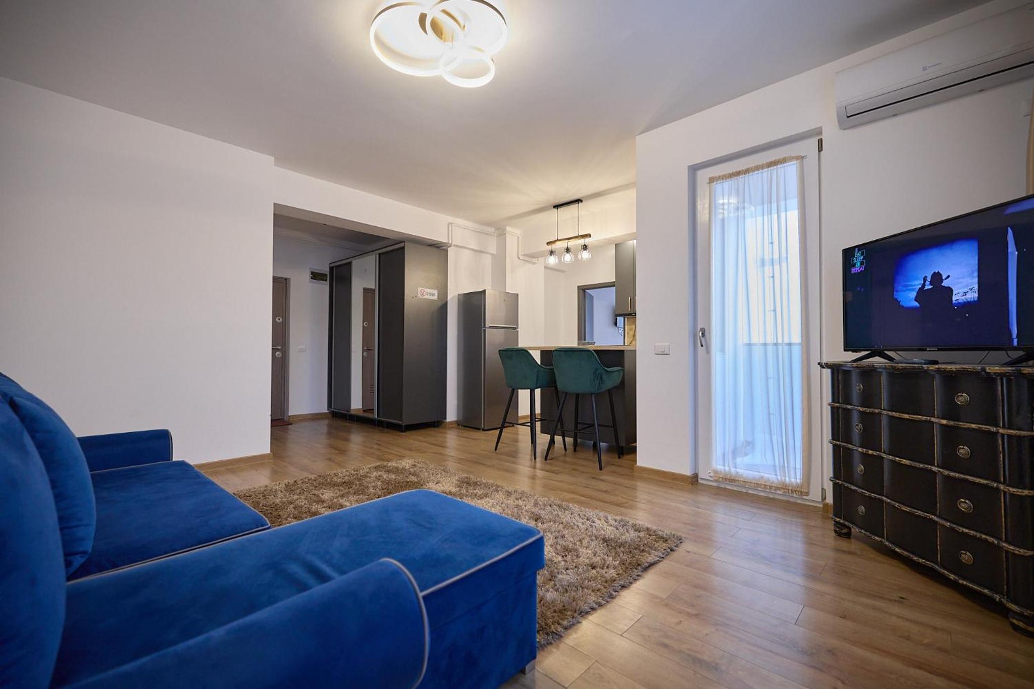 CozyCollection Apartments at Q Residence #1 view 2