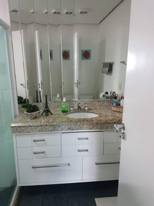 Apartamento próximo a orla em Vila Velha