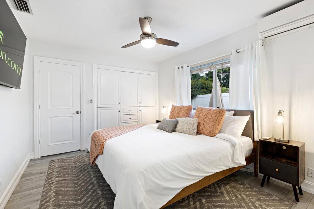 Newly renovated 3 bedrooms near the beach and res1 view 5