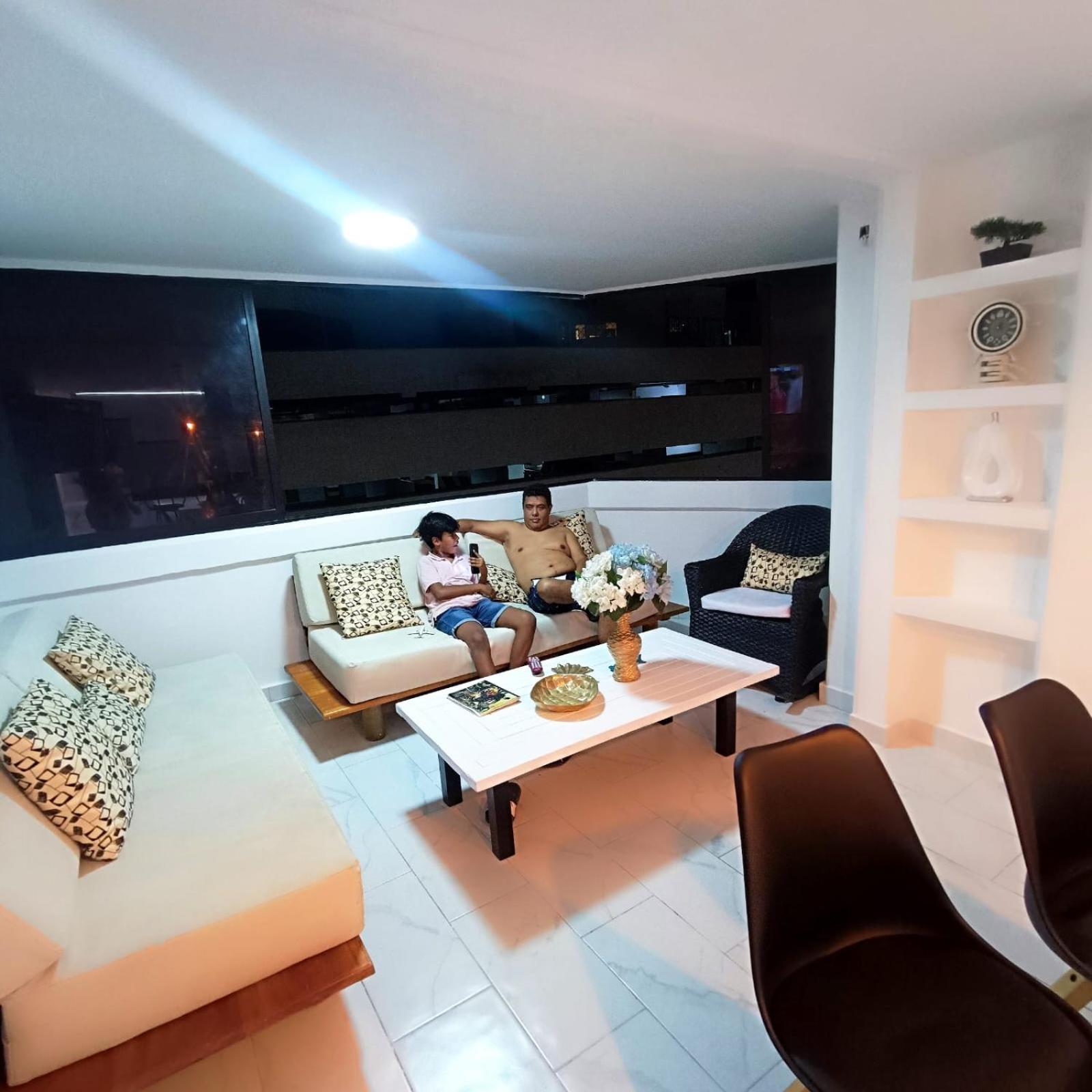 Apartamento Vista azul RODADERO edificio mara 502