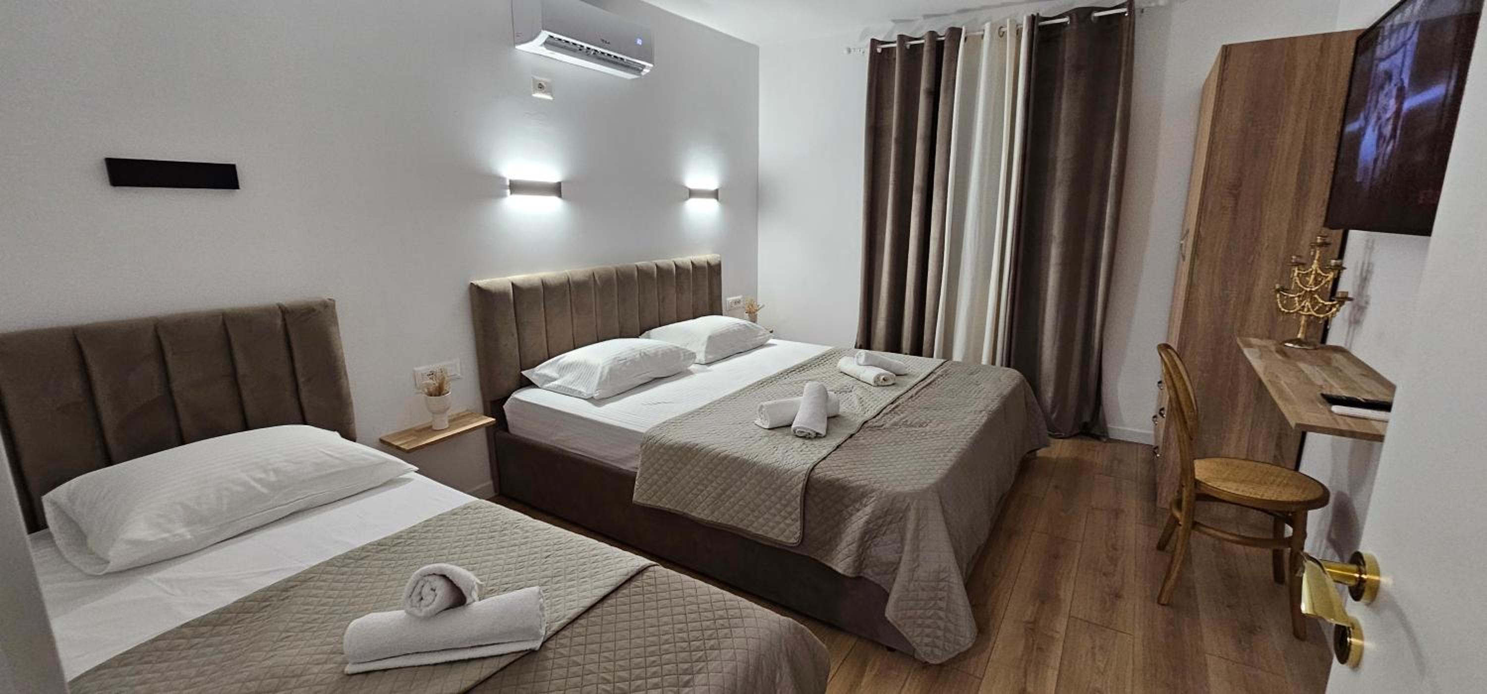 Bllok Scandi Apartments 2 Self -check-in Tirana