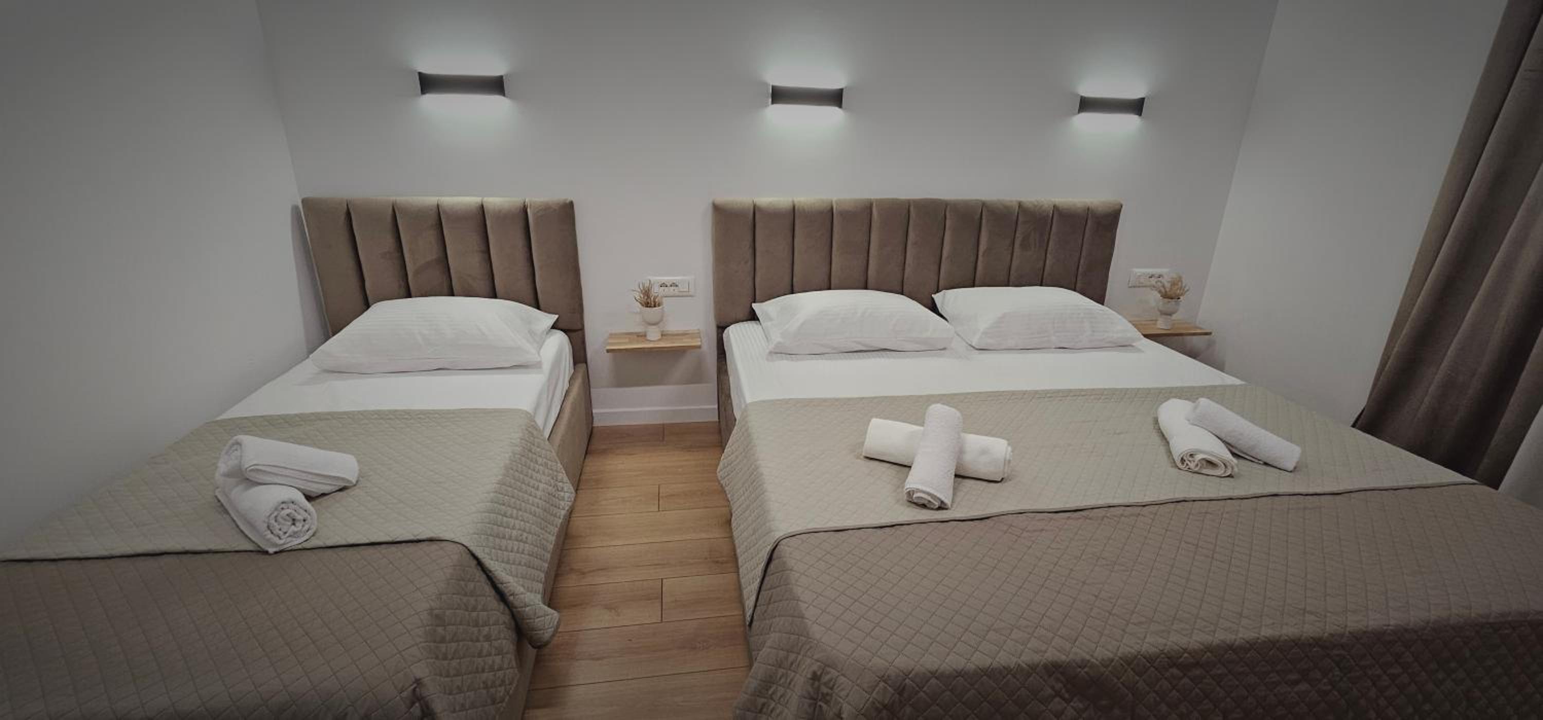 Bllok Scandi Apartments 2 Self -check-in Tirana