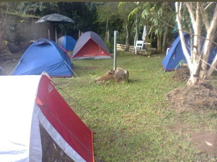 Casa e camping Julia recanto das árvores