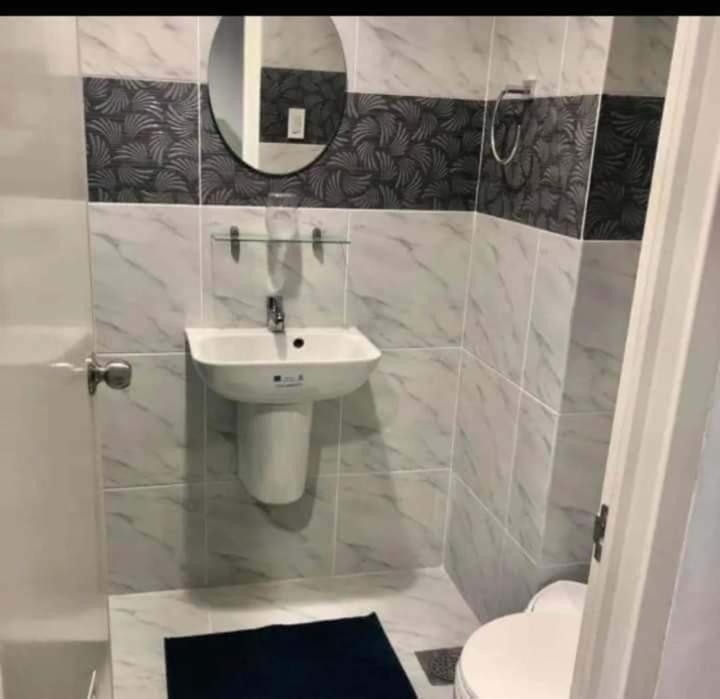 Glojam Residences