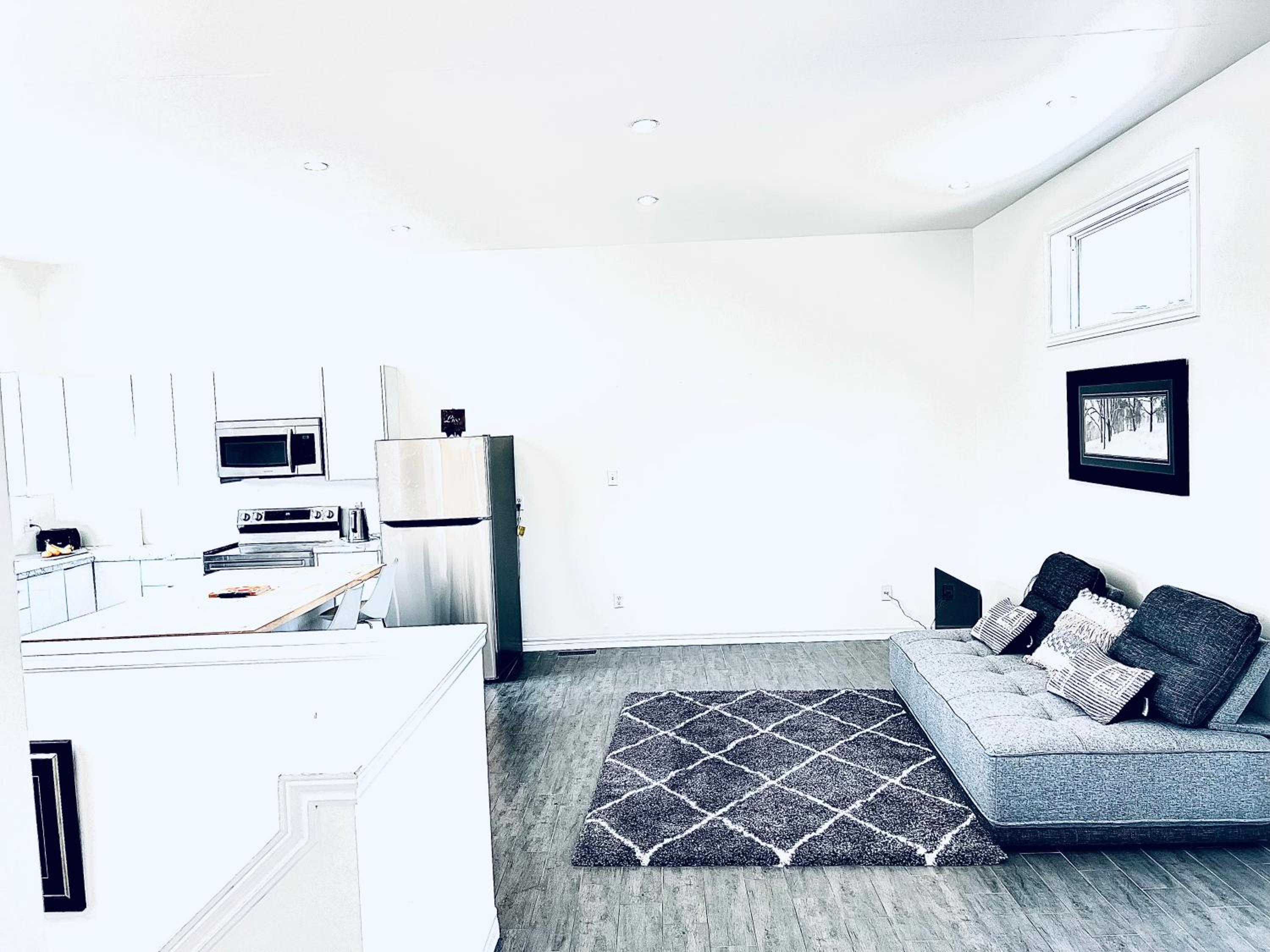 LaVida Exclusive Guest House, Free Parking (Rm#2)