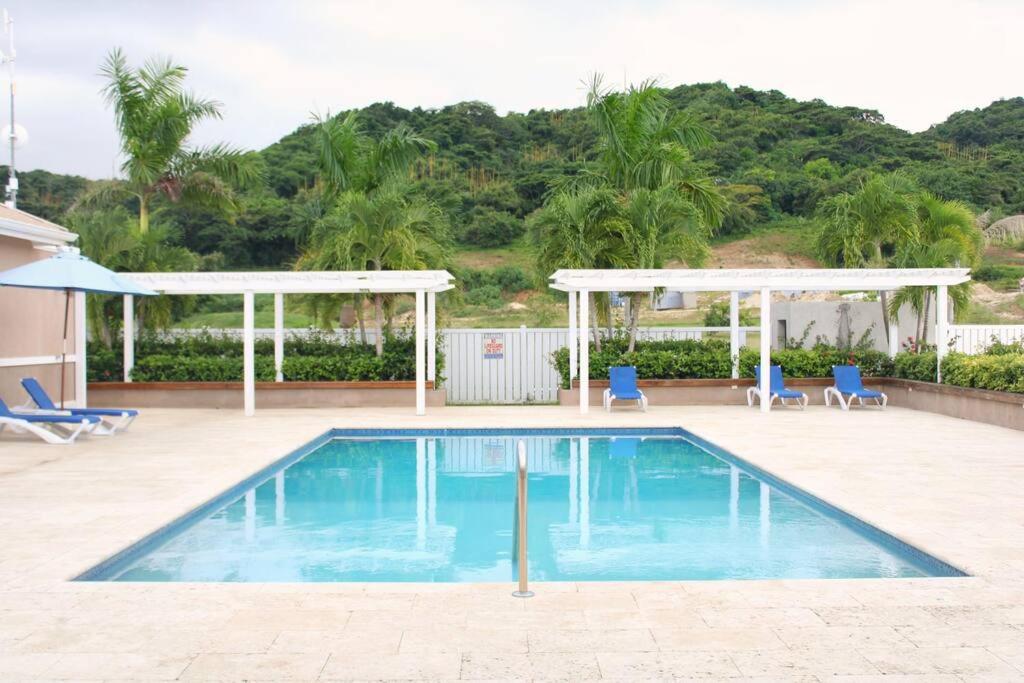 CasaLamar Beachside Retreat view 4