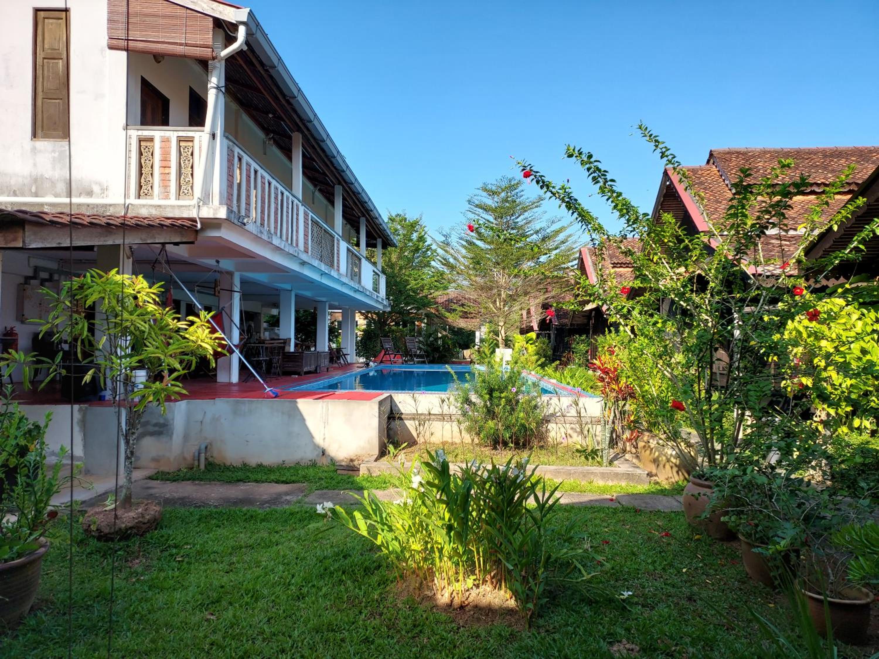 tanabendang banglos photo 1