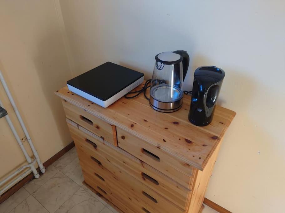Large Apartment, Quality Company Accommodation. view 4