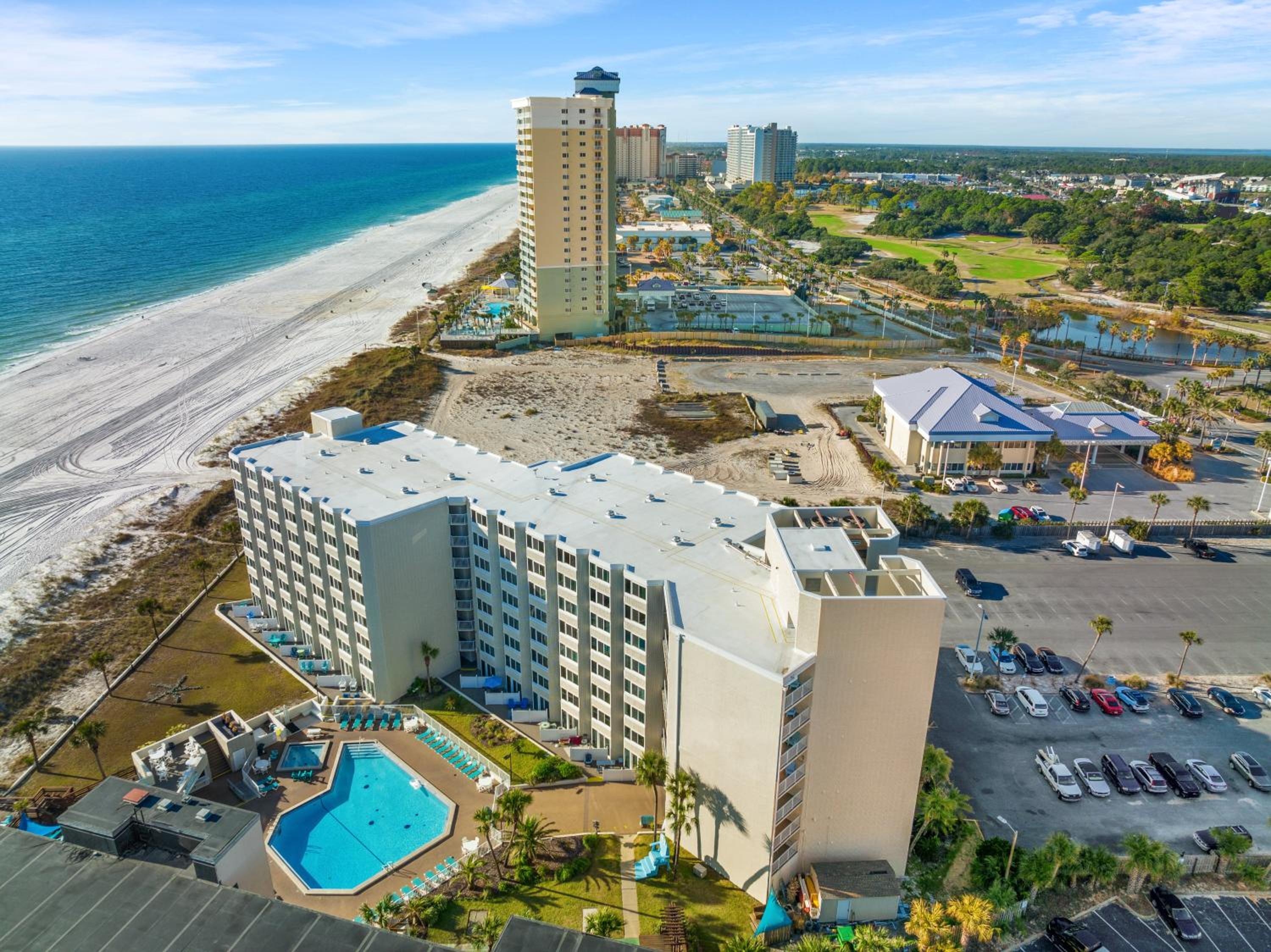 Hotel Beachfront At Top Of The Gulf! Free Beach Chairs!