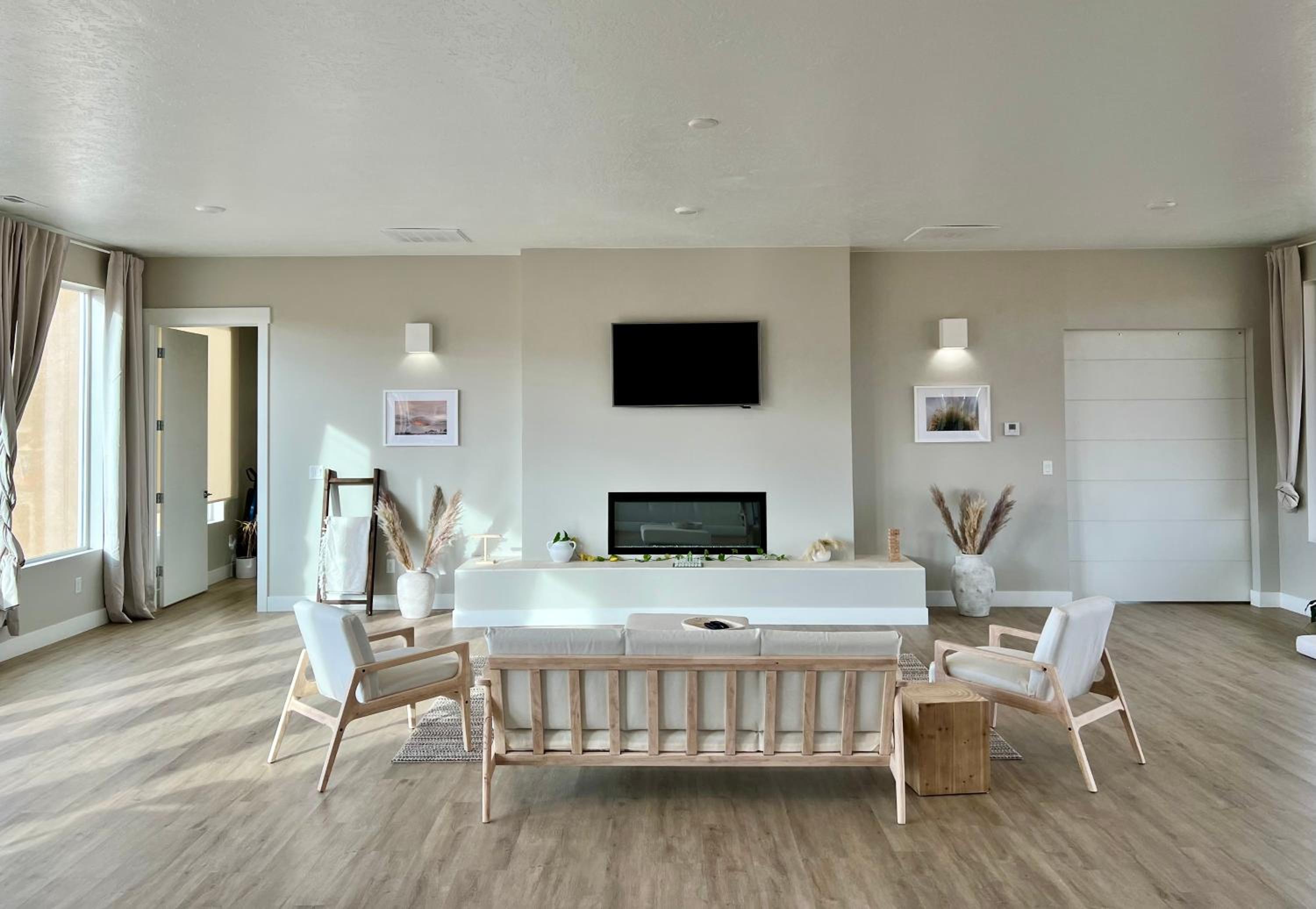 Page Vacations - Canyon Mesa Haven, Luxury Stay near Lake Powell - Property Image 1