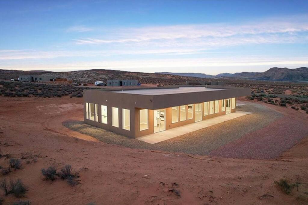 Canyon Mesa Haven, Luxury Stay near Lake Powell view 3