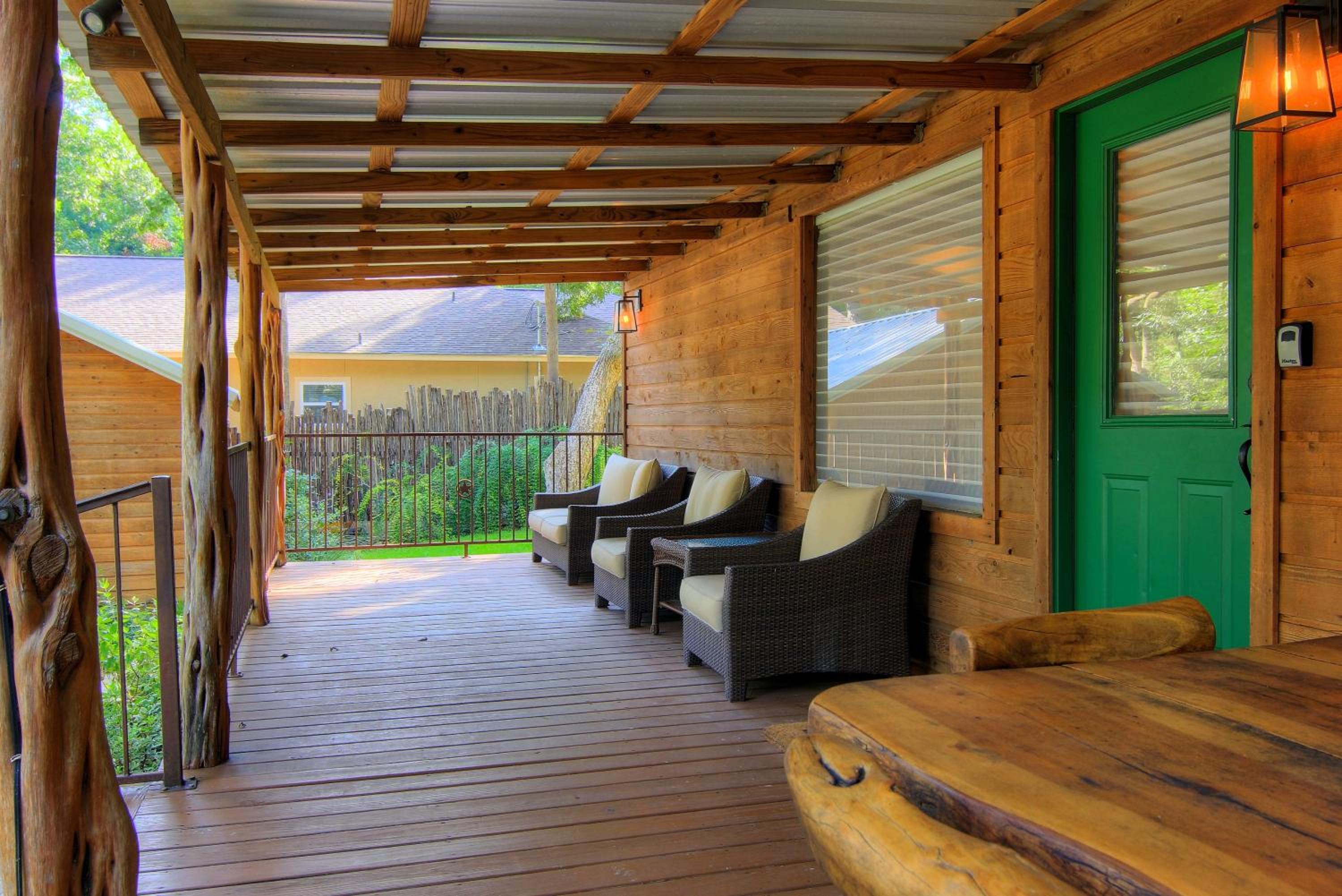 The Hideout RR 6954 view 3