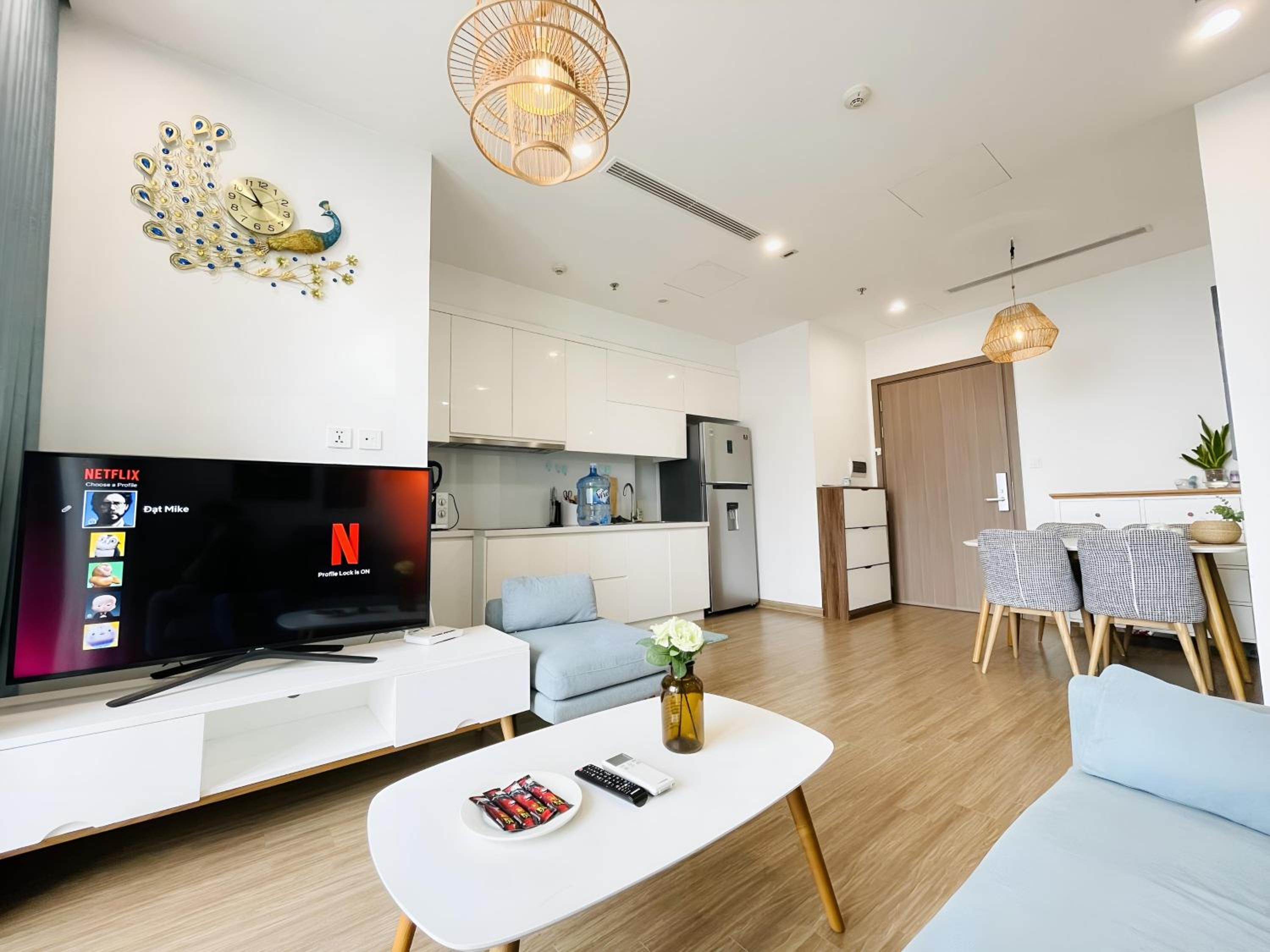 2BR Vinhomes Skylake Pham Hung Near Keangnam