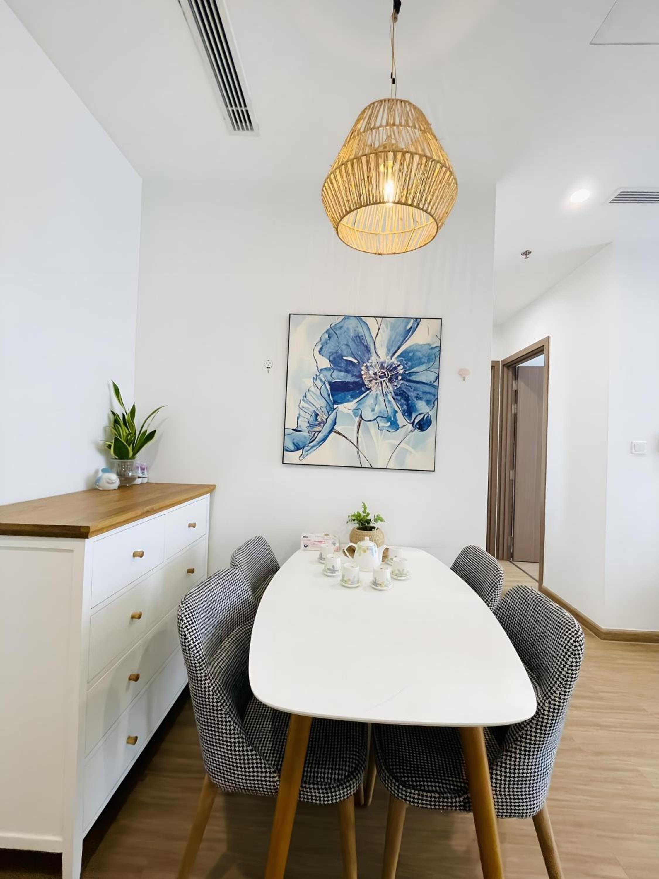 2BR Vinhomes Skylake Pham Hung Near Keangnam